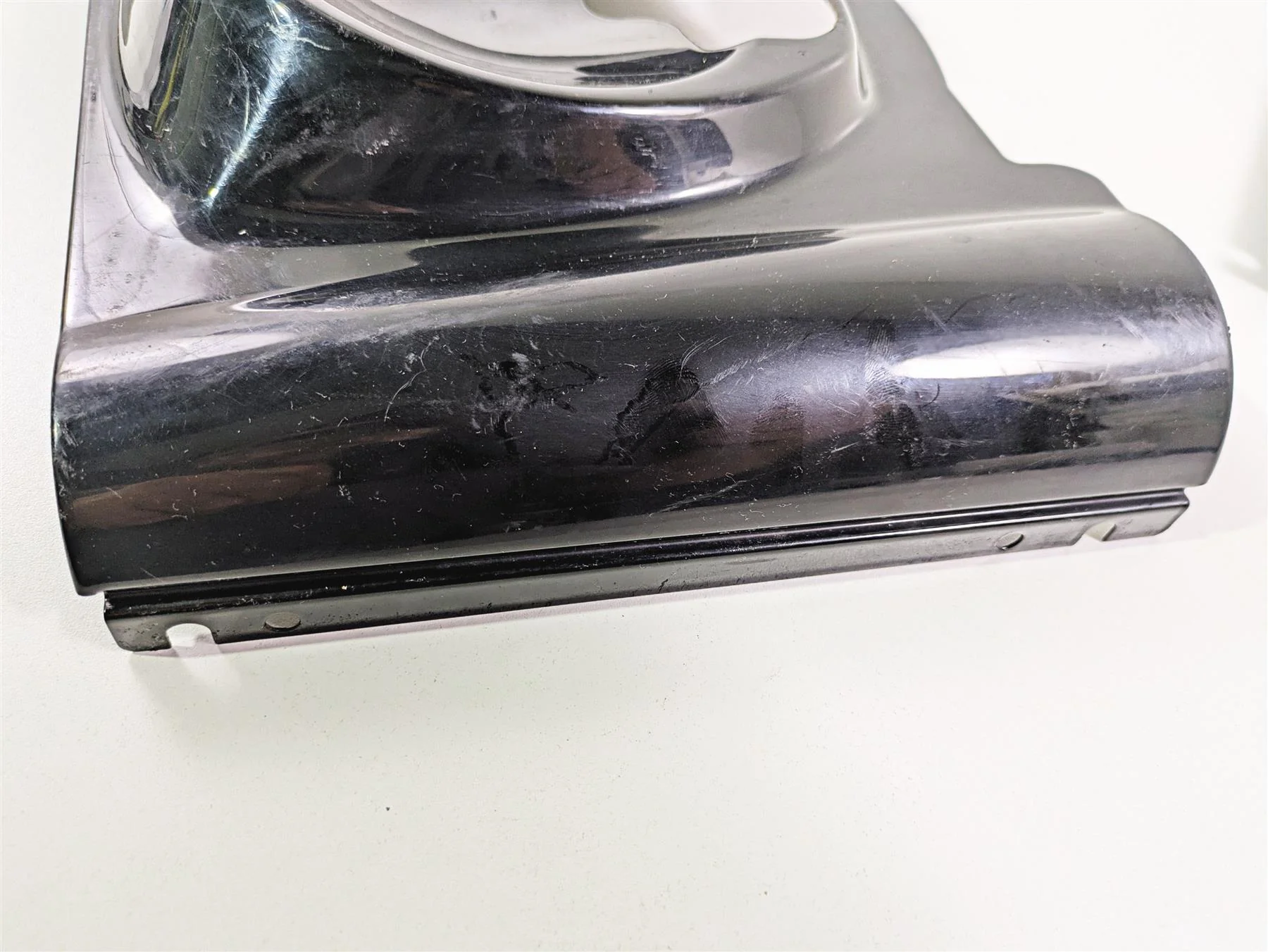 2018 Harley FLHCS Softail Heritage 115th Nacelle Headlight Fork Covers 61400458 - Image 5