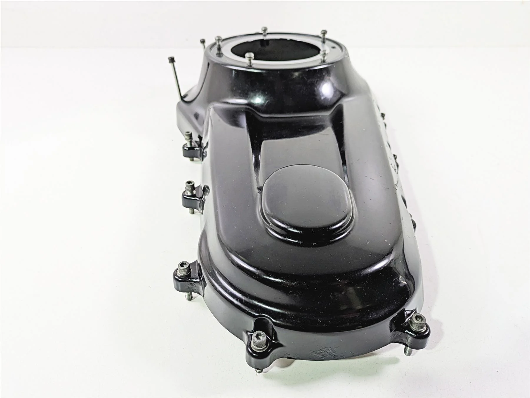 2018 Harley FLHCS Softail Heritage 115th Outer Primary Clutch Cover M8 25700559 - Image 5