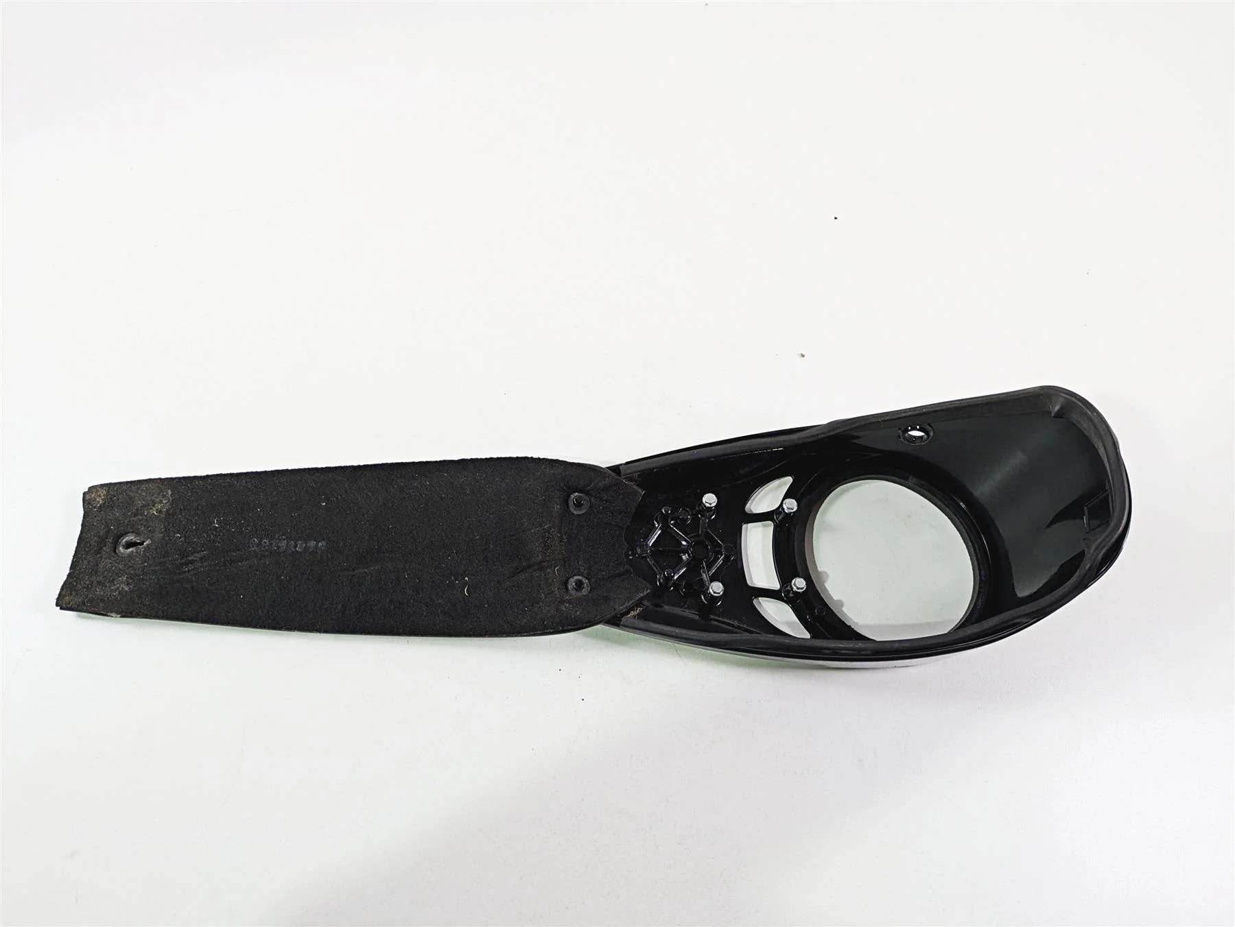 2018 Harley FLHCS Softail Heritage 115th Upper Tank Dash Console Cover 70900716 - Image 5