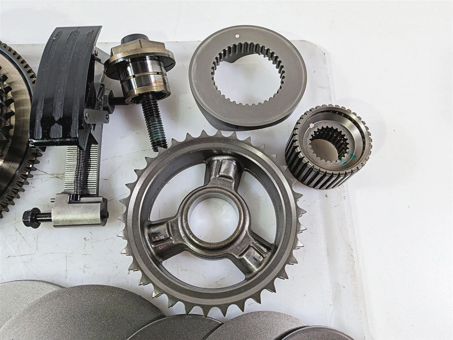 2018 Harley FLHTCU Touring Electra Glide Clutch Drive Clutch Kit 37000377 - Image 9