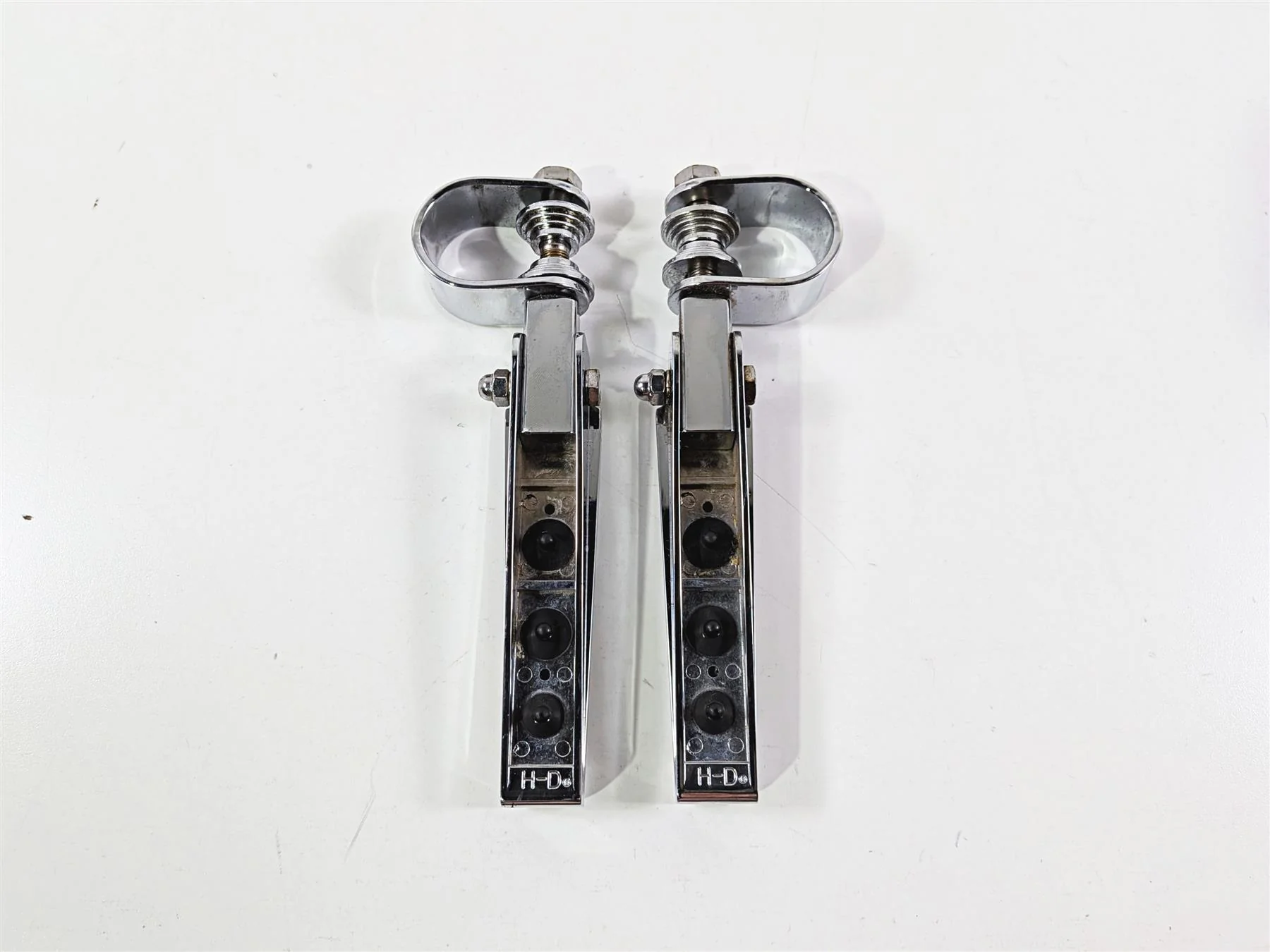 2018 Harley FLHTCU Touring Electra Glide Engine Guard Highway Peg Set  49144-86 - Image 6