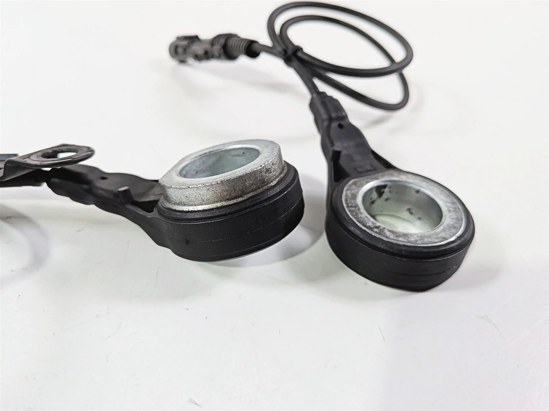 2018 Harley FLHTCU Touring Electra Glide Front Rear Abs Sensor Set 40615-08 - Image 7
