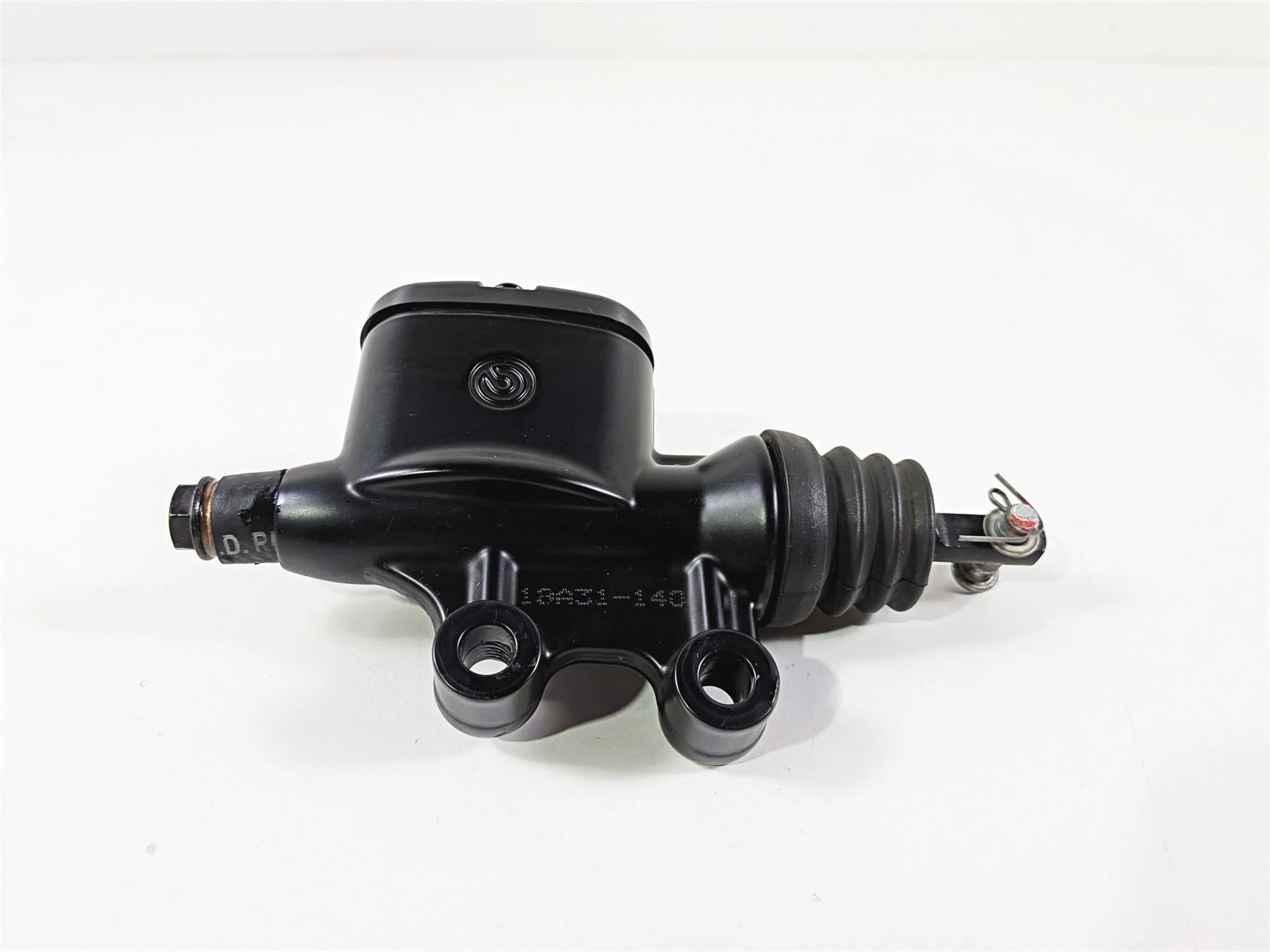 2018 Harley FLHTCU Touring Electra Glide Rear Brake Master Cylinder 41700028A - Image 2