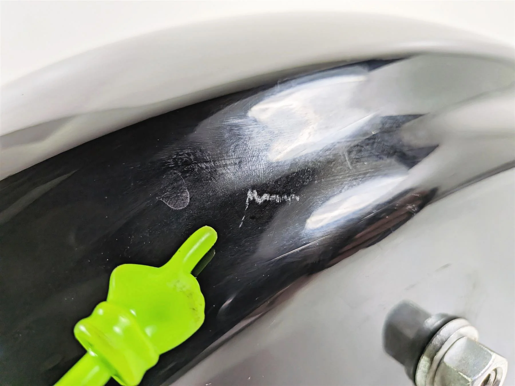 2018 Harley FLHTCU Touring Electra Glide Rear Fender Vivid Black 59500046A - Image 12