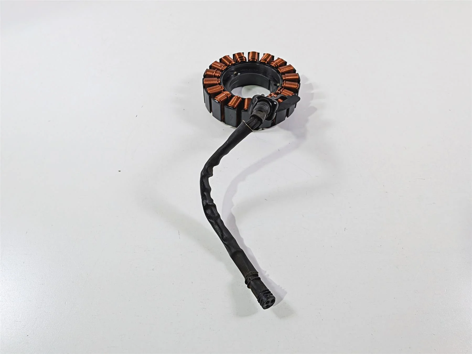 2018 Harley FLHTCU Touring Electra Glide Stator Alternator Generator 29900145 - Image 3