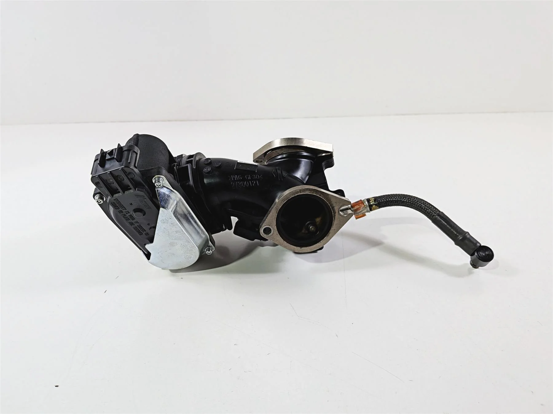 2018 Harley FLHTCU Touring Electra Glide Throttle Body Fuel Injectors 27300122