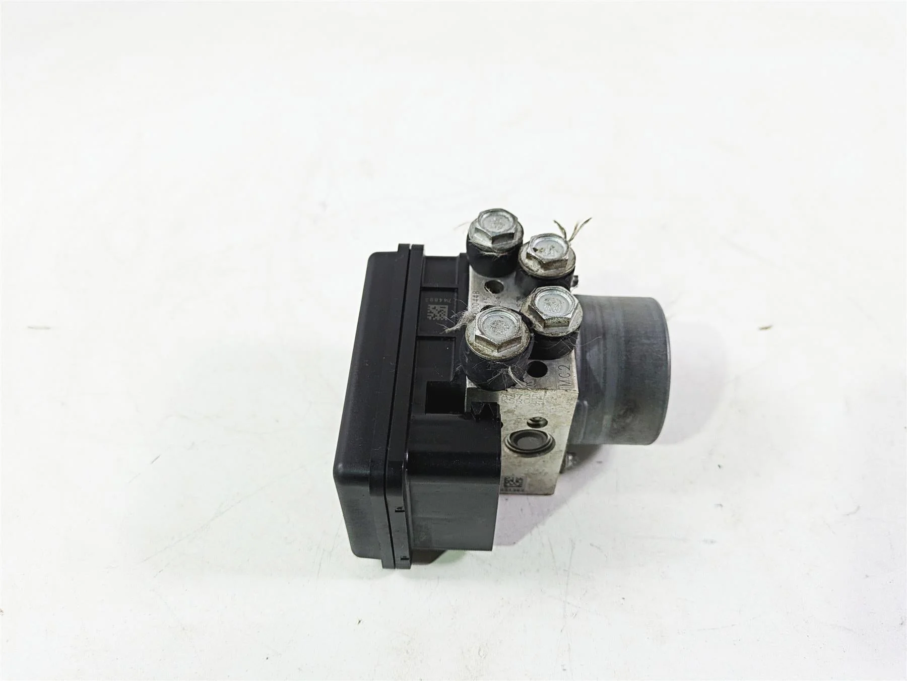 2018 Harley FXBR Softail Breakout Abs Brake Pump Unit Module 41100044B - Image 4
