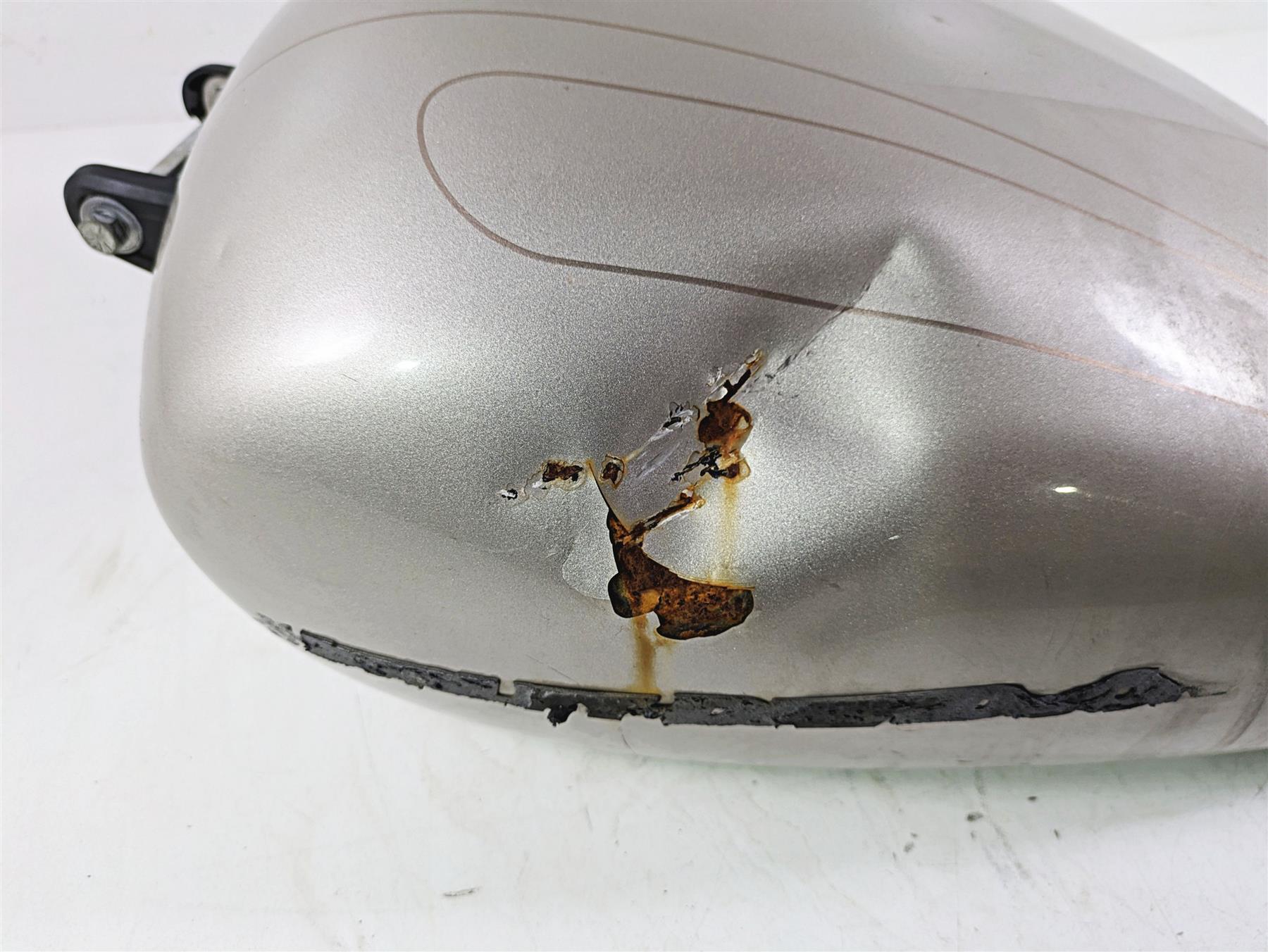 2018 Harley FXBR Softail Breakout Fuel Gas Petrol Tank - Dented 61000673 - Image 8