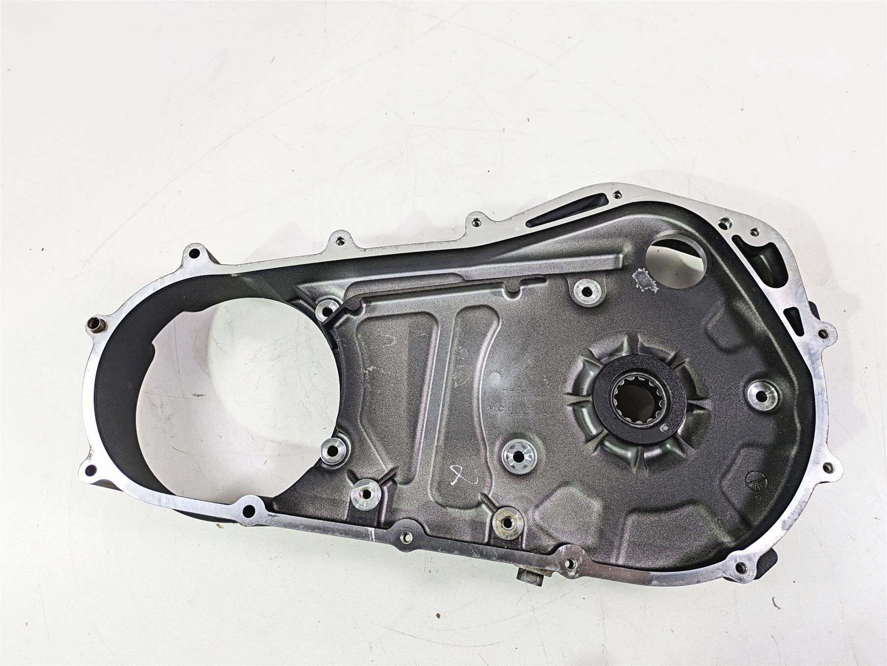 2018 Harley FXBR Softail Breakout Inner Primary Drive Clutch Cover 36500109 - Image 8