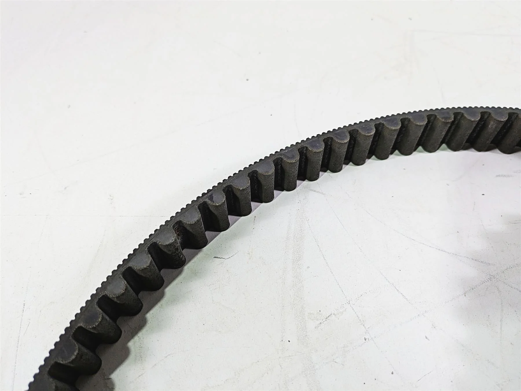 2018 Harley FXBR Softail Breakout Main Drive Belt 134T 24Mm 40000018 - Image 7