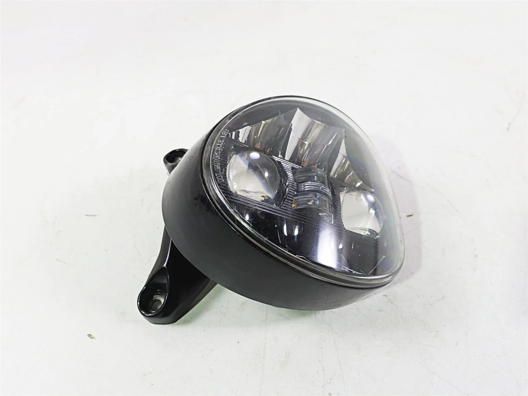 2018 Harley FXBR Softail Breakout Oblong Daymaker Headlight & Mount 67700344A - Image 5