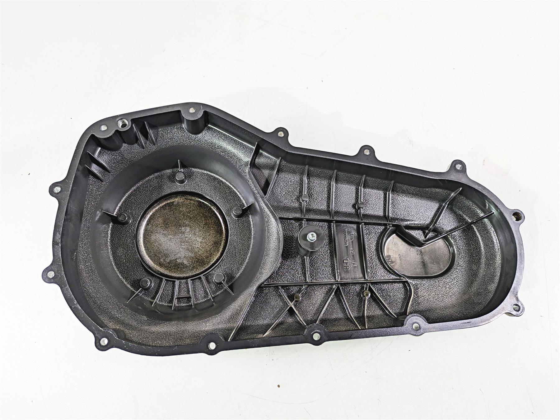 2018 Harley FXBR Softail Breakout Outer Primary Drive Clutch Cover 25700559 - Image 2