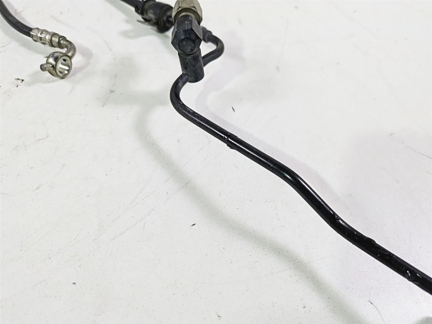 2018 Harley FXBR Softail Breakout Rear Abs Brake Line Set 41800602 41800603 - Image 10