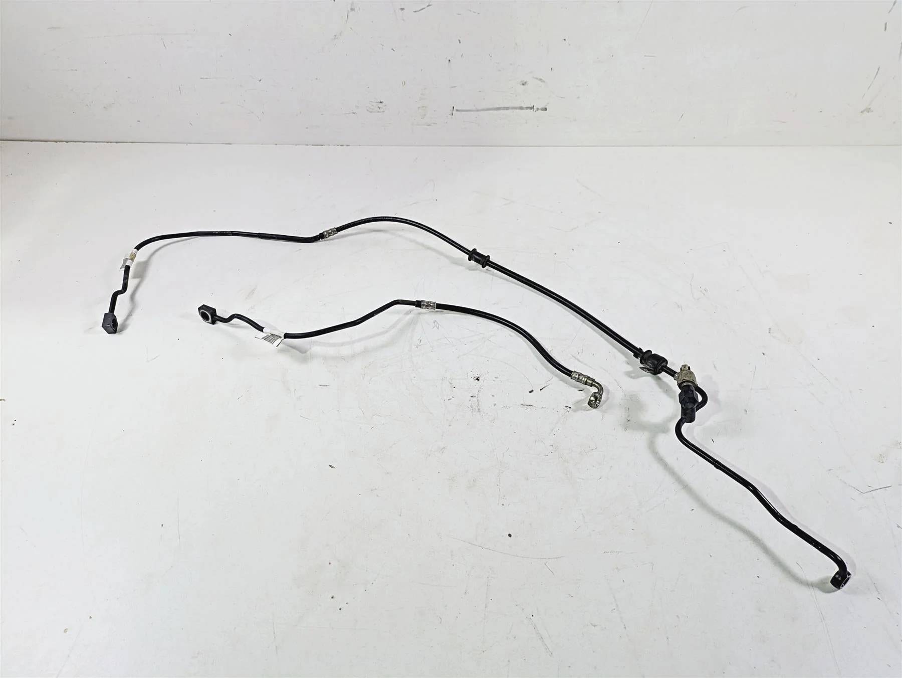 2018 Harley FXBR Softail Breakout Rear Abs Brake Line Set 41800602 41800603 - Image 3