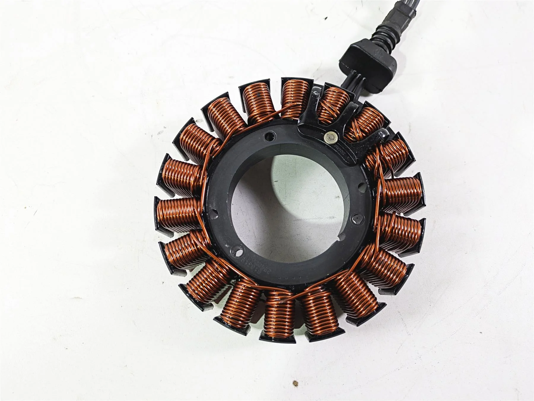 2018 Harley FXBR Softail Breakout Stator Alternator Generator 3P 48A 29900055 - Image 10