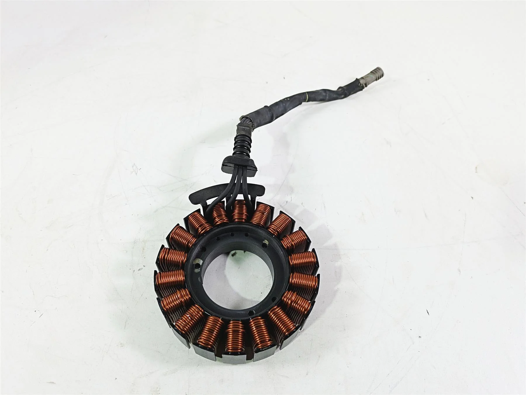 2018 Harley FXBR Softail Breakout Stator Alternator Generator 3P 48A 29900055 - Image 4