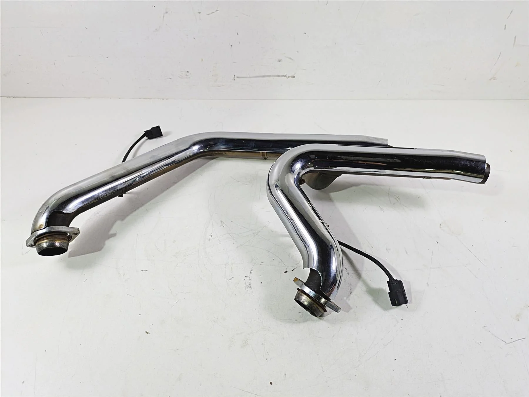 2018 Harley FXBR Softail Breakout Stock Exhaust Header Manifold Set 65600259 - Image 4