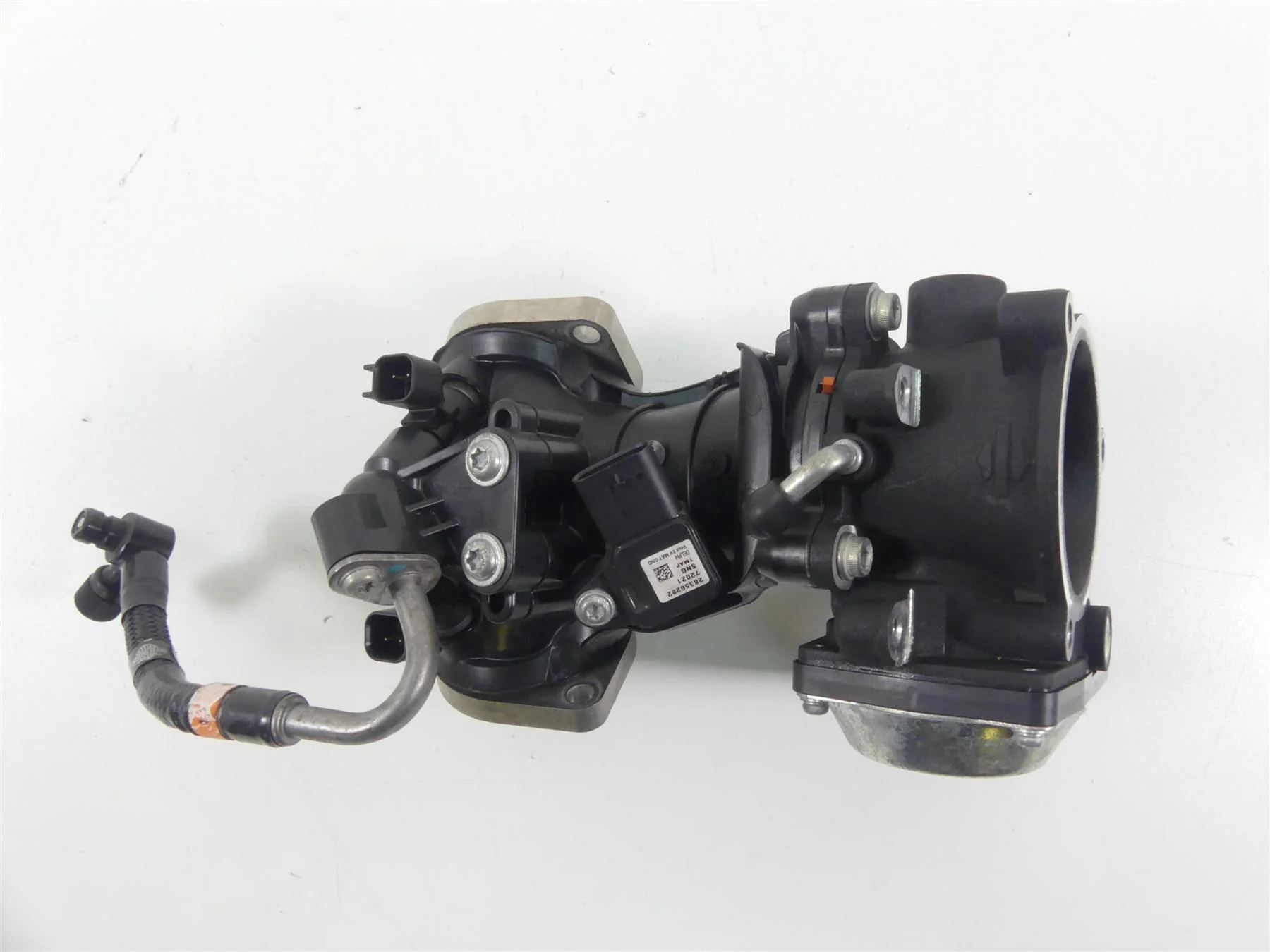 2018 Harley Softail FXFB Fat Bob Mikuni M8 Throttle Body Fuel Injection 27300122 - Image 5