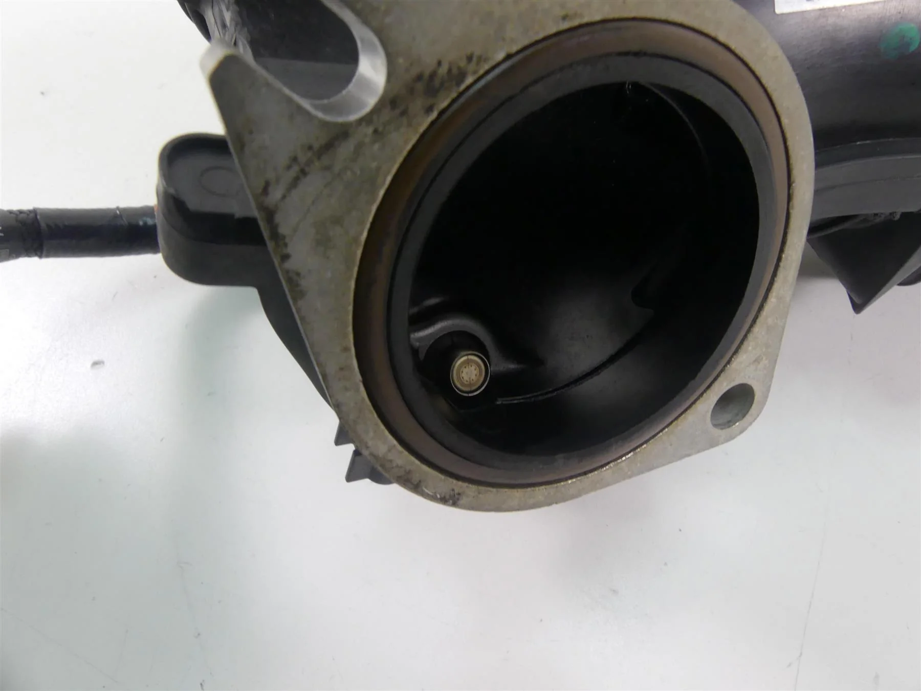 2018 Harley Softail FXFB Fat Bob Mikuni M8 Throttle Body Fuel Injection 27300122 - Image 9