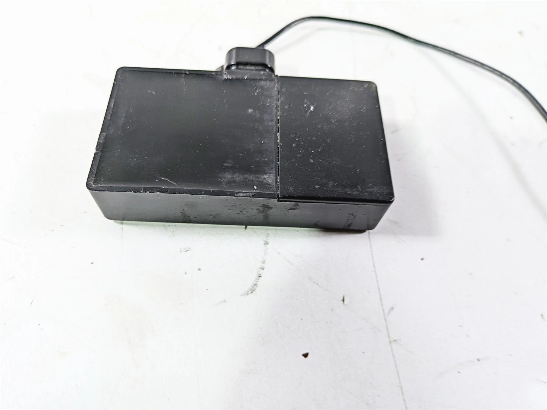2018 Harley Softail FXFBS Fat Bob Anti Theft Siren Box - Read 69000124 - Image 11