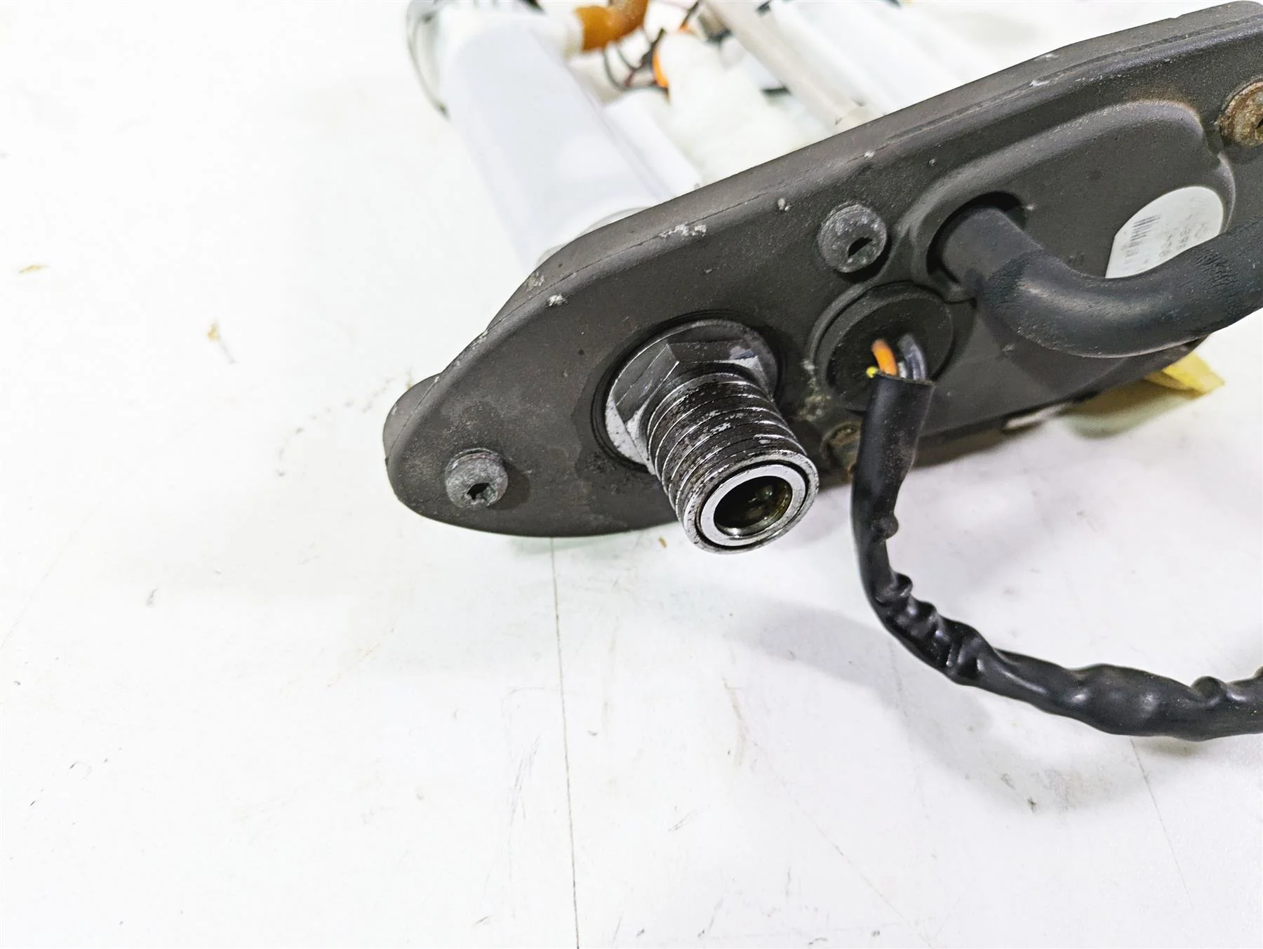 2018 Harley Softail FXFBS Fat Bob Fuel Gas Petrol Pump - Tested 61200043 - Image 11