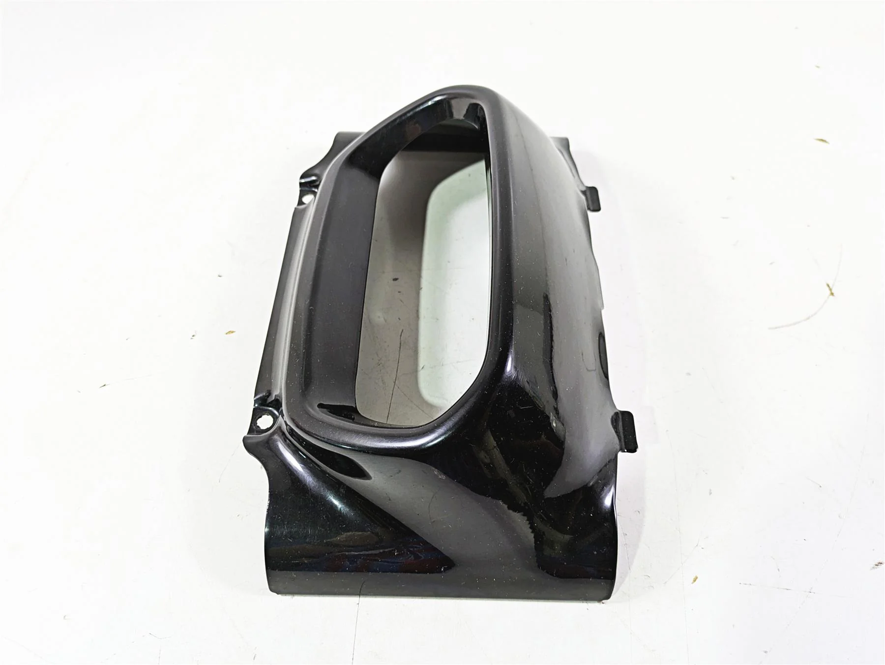 2018 Harley Softail FXFBS Fat Bob Headlight Cover Fairing Cowl 57000777 - Image 2