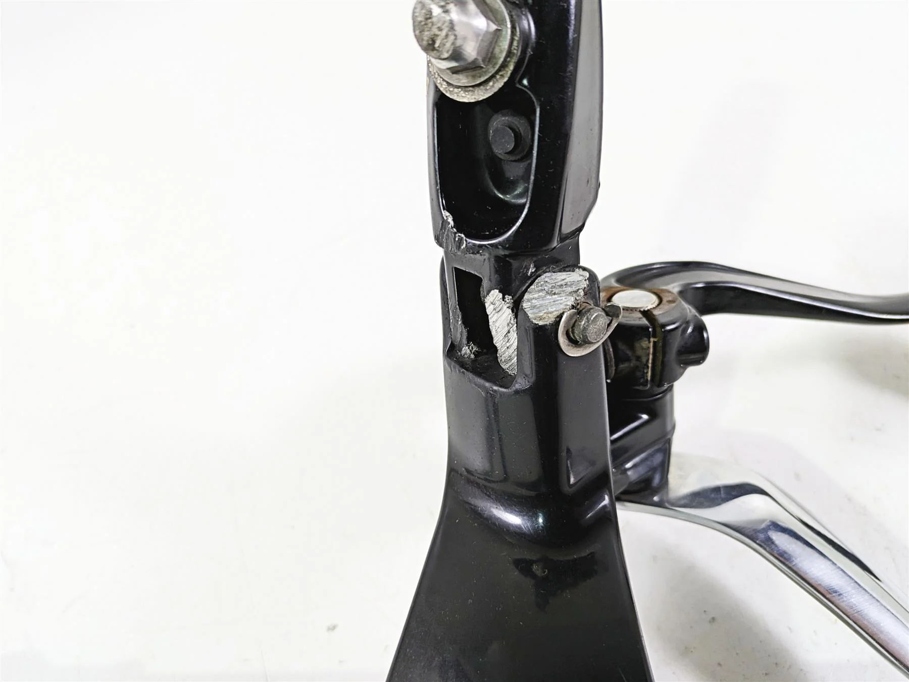 2018 Harley Softail FXFBS Fat Bob Left Rider Footpeg & Shifter 33600134 33600211 - Image 8