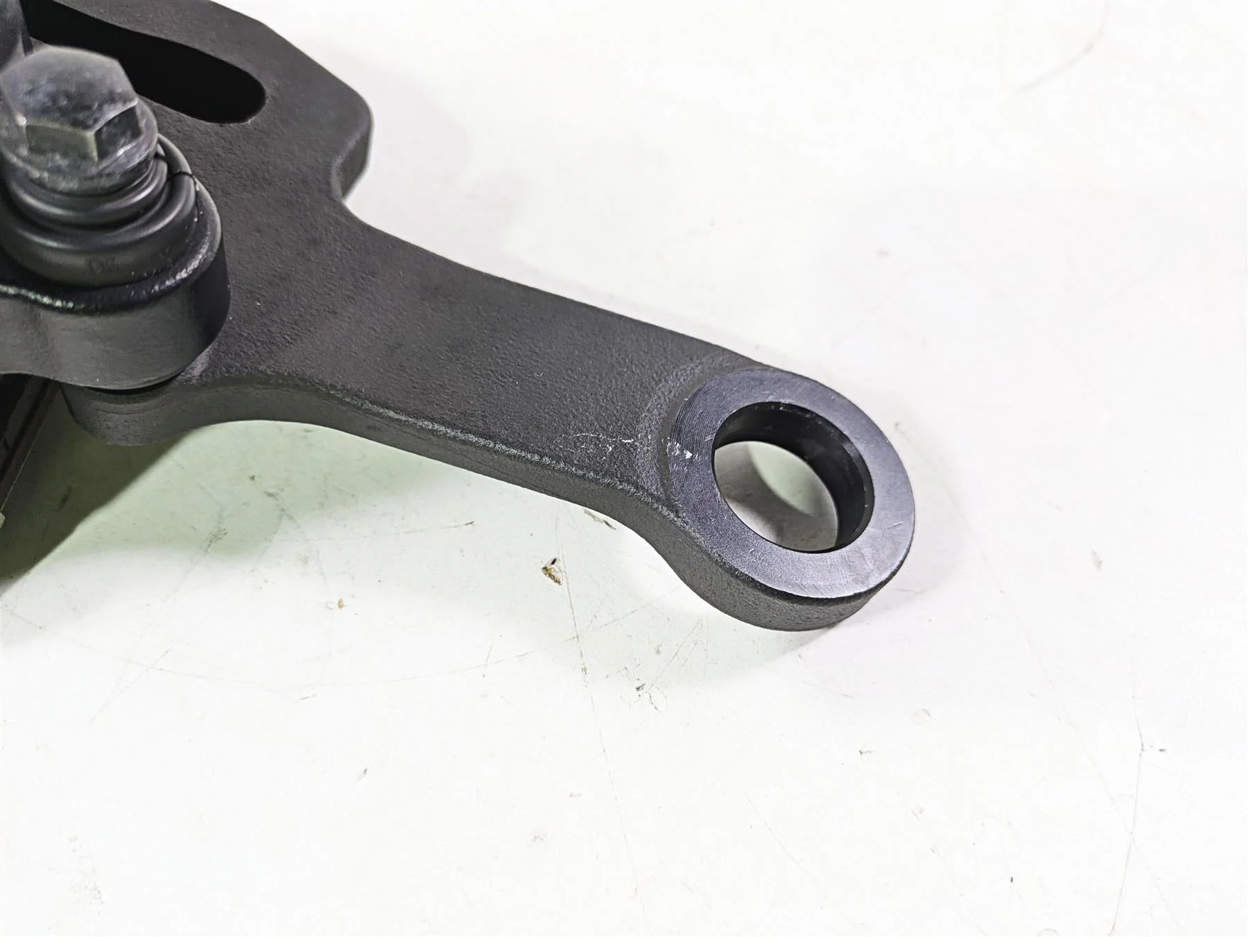 2018 Harley Softail FXFBS Fat Bob Rear Brake Caliper & Bracket 41300192 - Image 8
