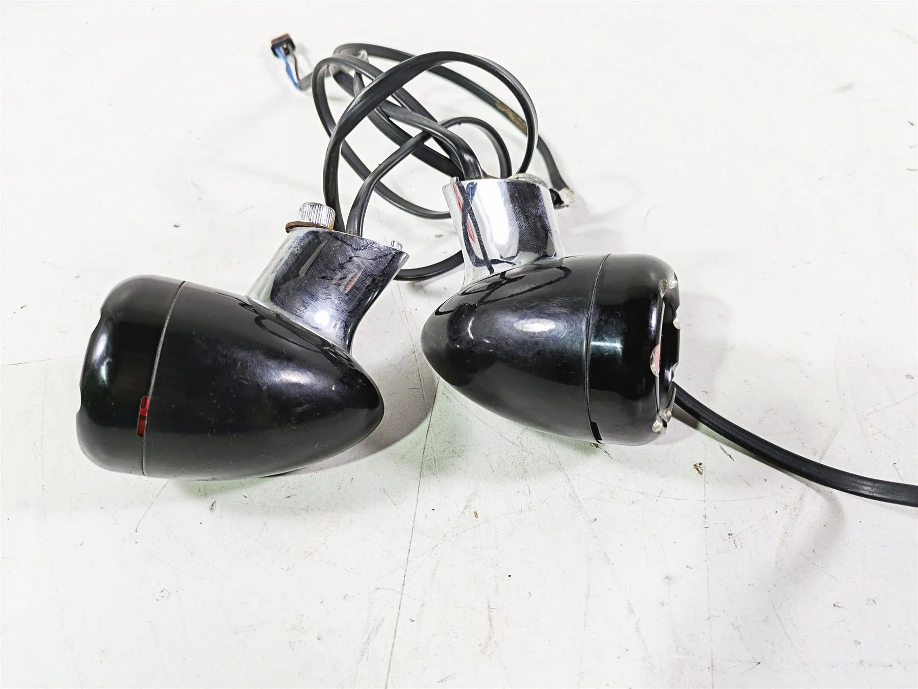 2018 Harley Softail FXFBS Fat Bob Rear Led Turn Signal Set - Read 67800965 - Image 11
