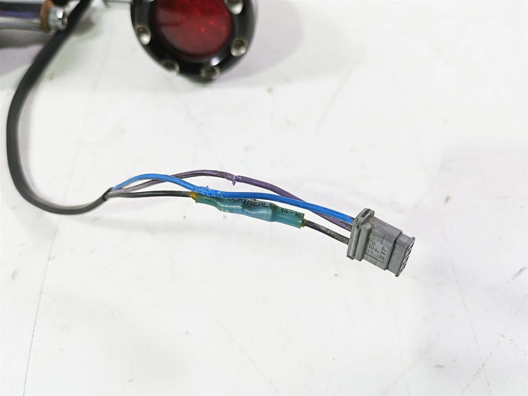 2018 Harley Softail FXFBS Fat Bob Rear Led Turn Signal Set - Read 67800965 - Image 7