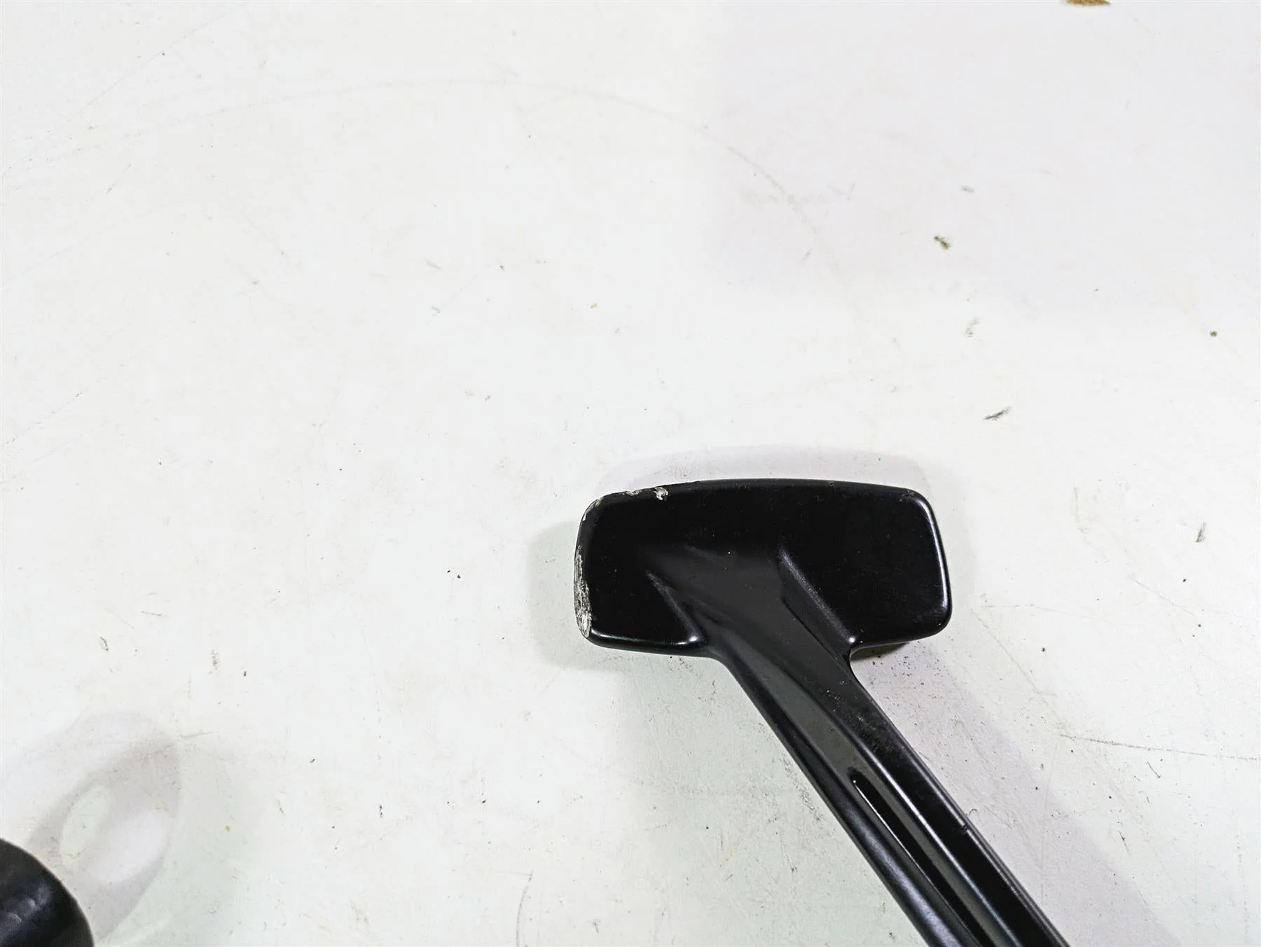 2018 Harley Softail FXFBS Fat Bob Right Rider Footpeg & Brake Pedal 50500746 - Image 10
