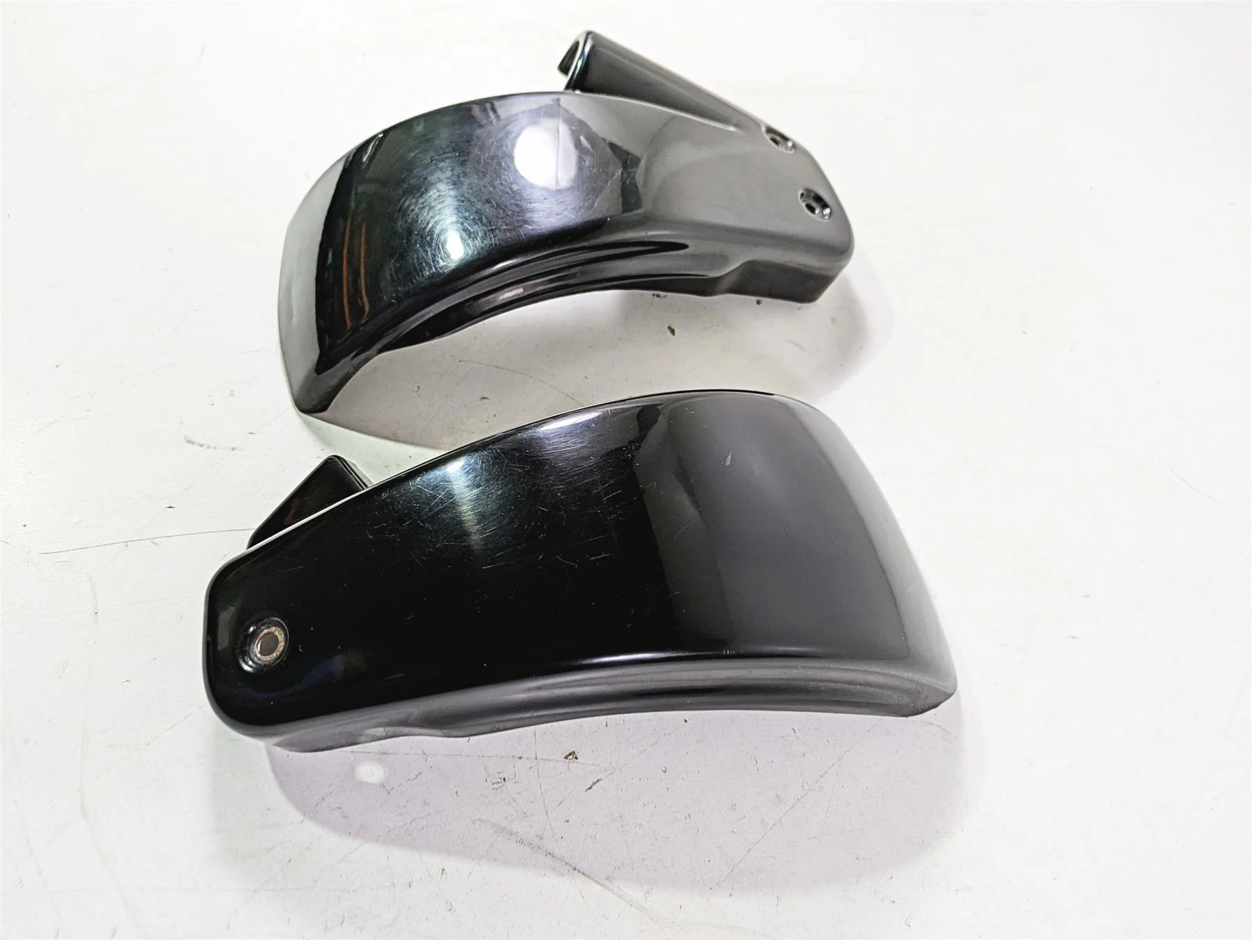 2018 Harley Softail FXFBS Fat Bob Side Cover Fairing Set 61300783 69201505 - Image 3