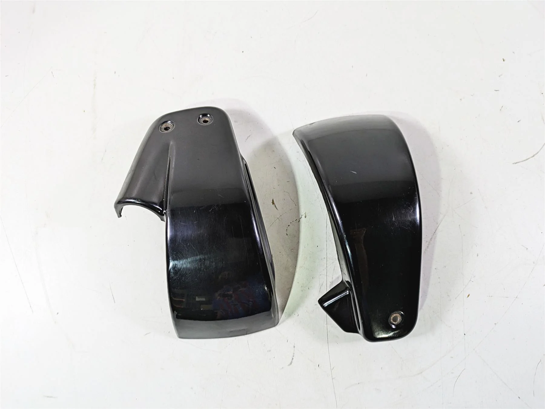 2018 Harley Softail FXFBS Fat Bob Side Cover Fairing Set 61300783 69201505 - Image 4