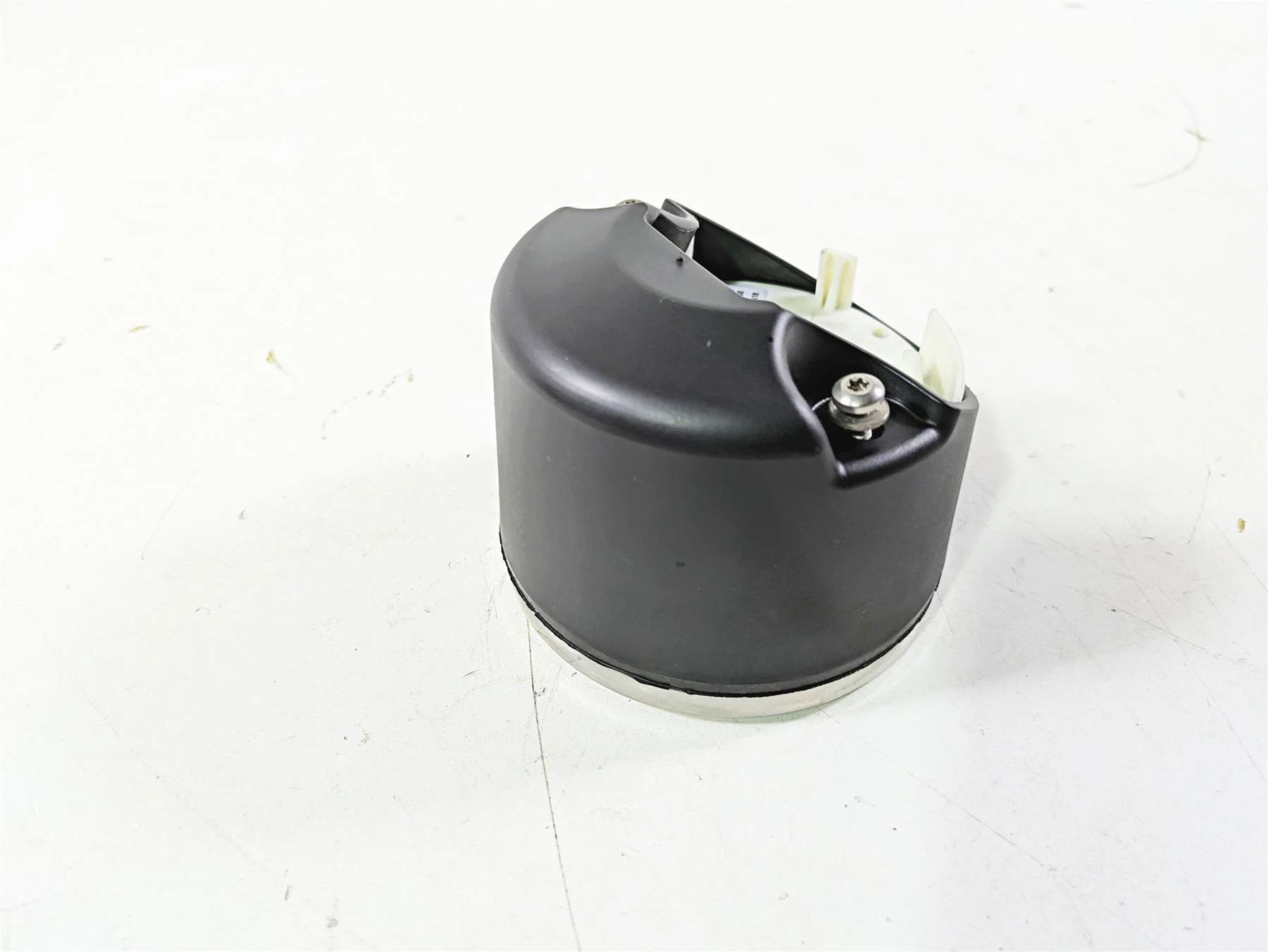 2018 Harley Softail FXFBS Fat Bob Speedometer  Gauge Instrument - 33k 70900703 - Image 10