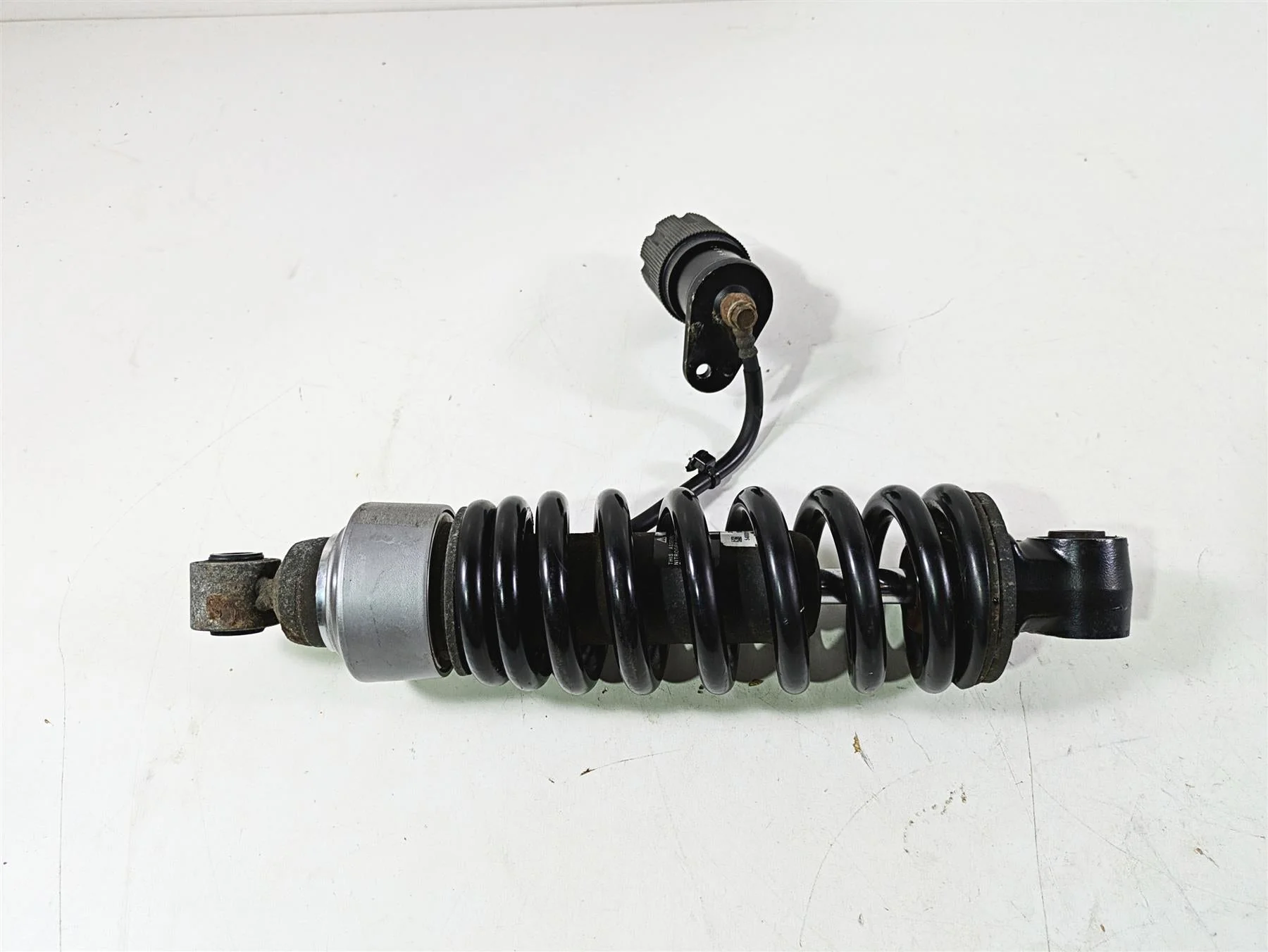 2018 Harley Softail FXFBS Fat Bob Straight Rear Suspension Shock Damper 54000111 - Image 3