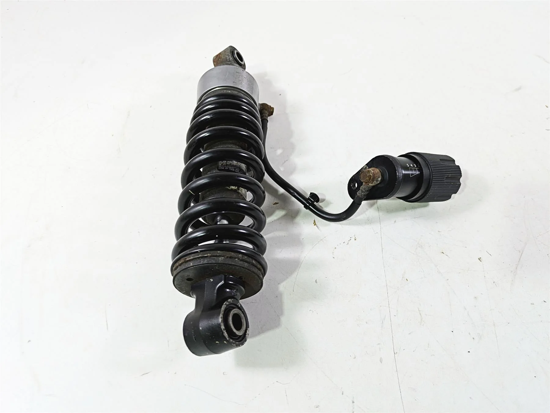 2018 Harley Softail FXFBS Fat Bob Straight Rear Suspension Shock Damper 54000111 - Image 4