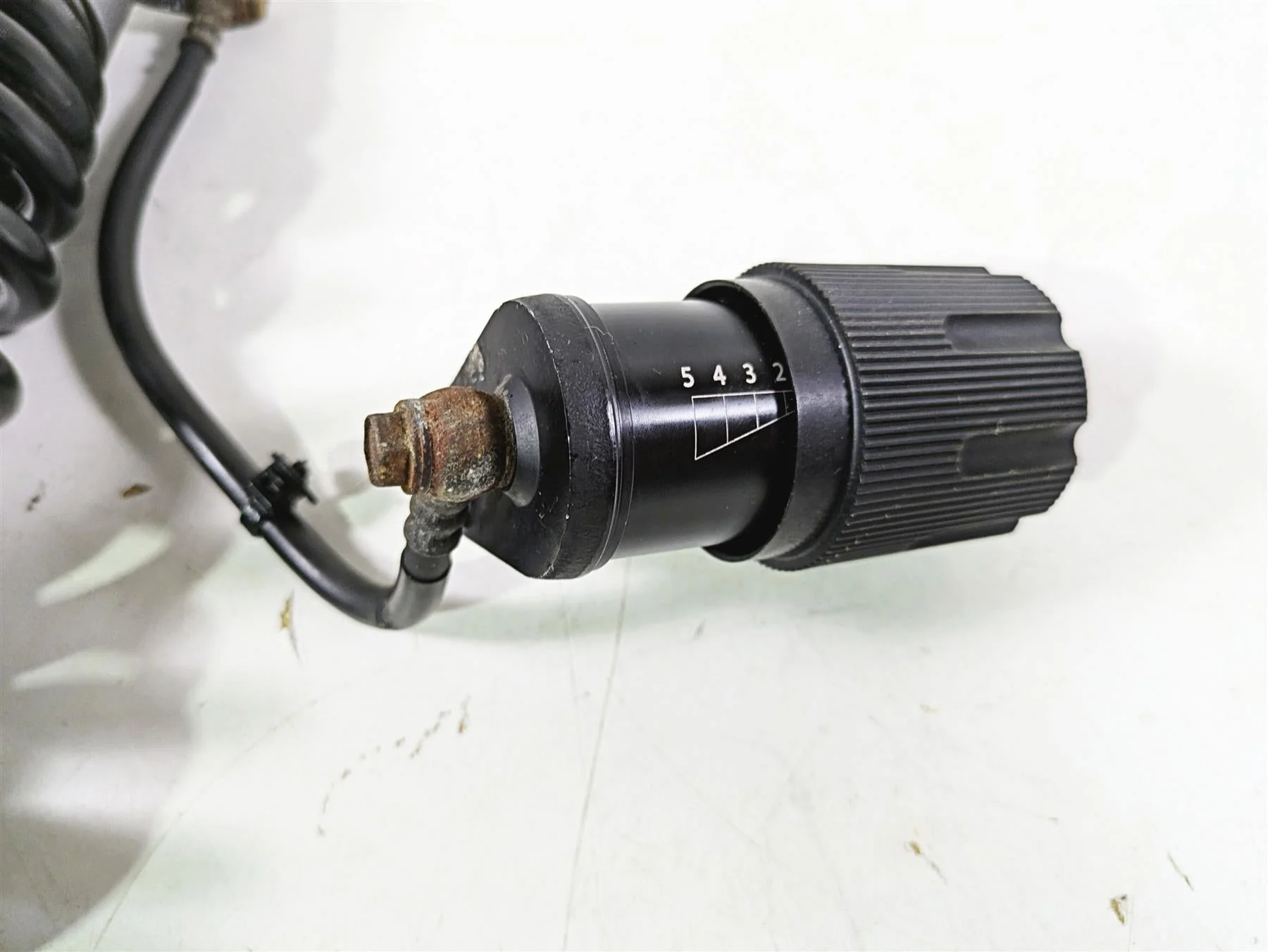 2018 Harley Softail FXFBS Fat Bob Straight Rear Suspension Shock Damper 54000111 - Image 6