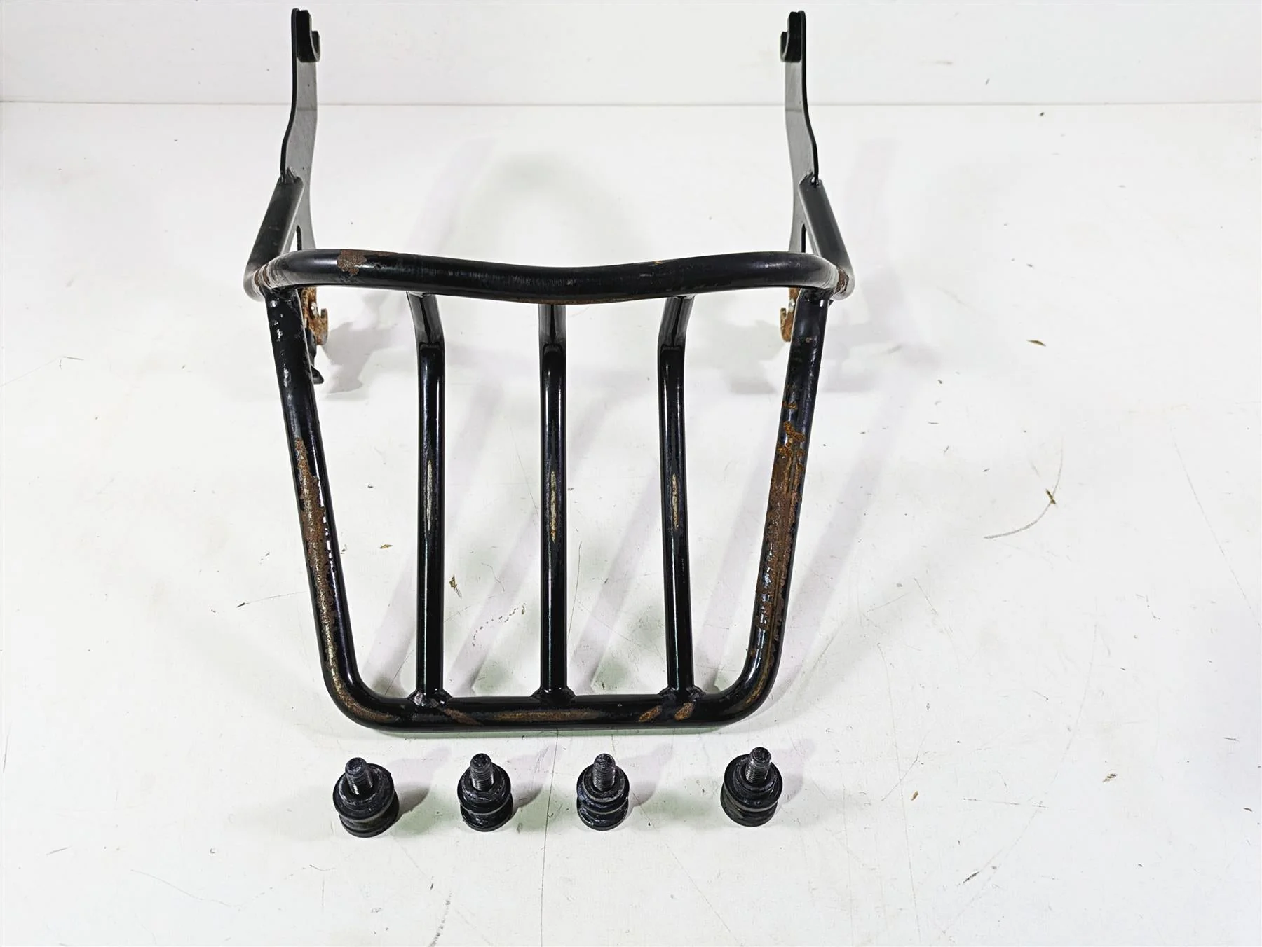 2018 Harley Softail FXFBS Fat Bob Two Up Luggage Rack & Mounts - Image 2