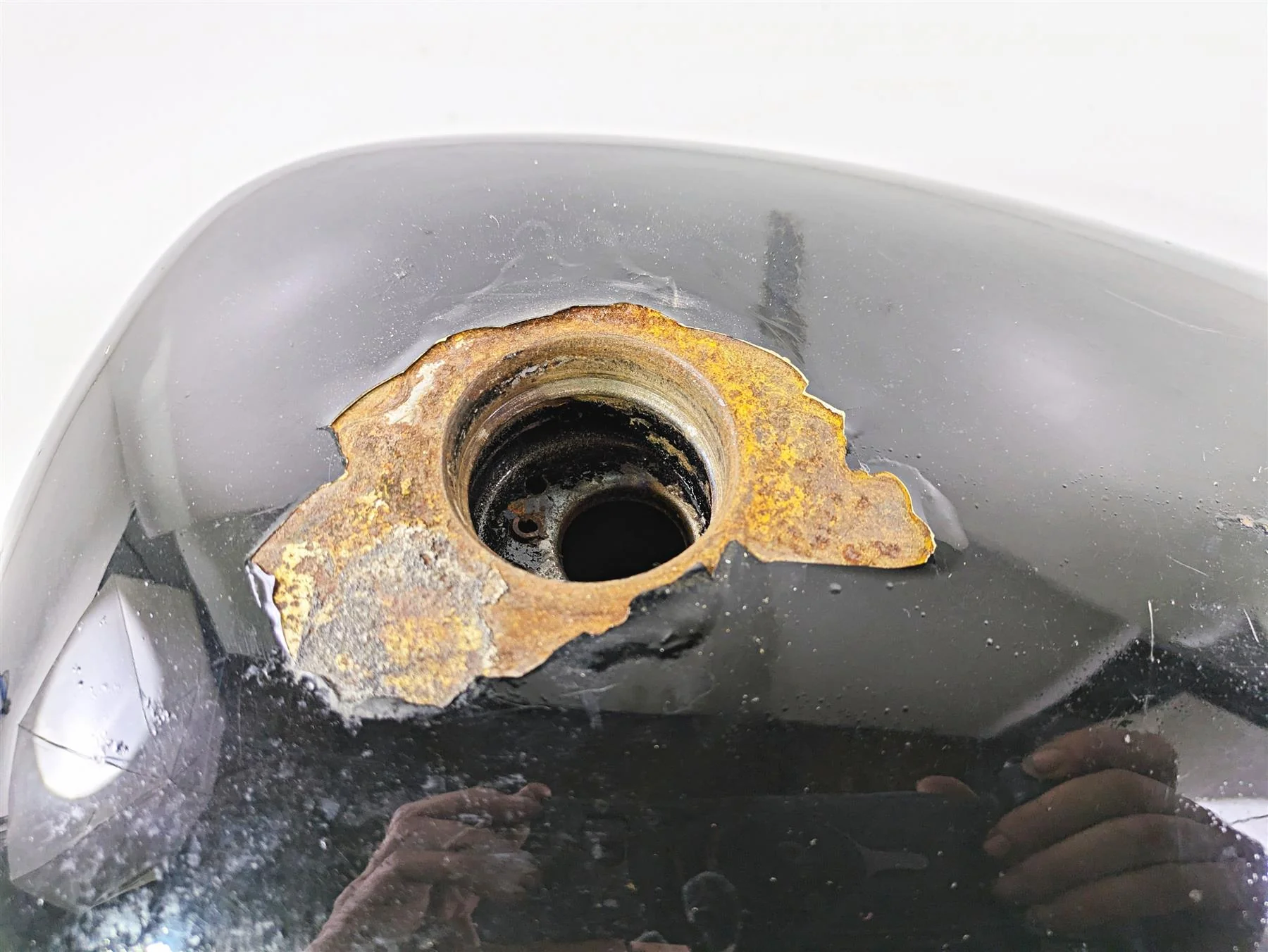 2018 Harley Sportster XL1200 Custom Fuel Gas Petrol Tank Reservoir 61000703 - Image 3