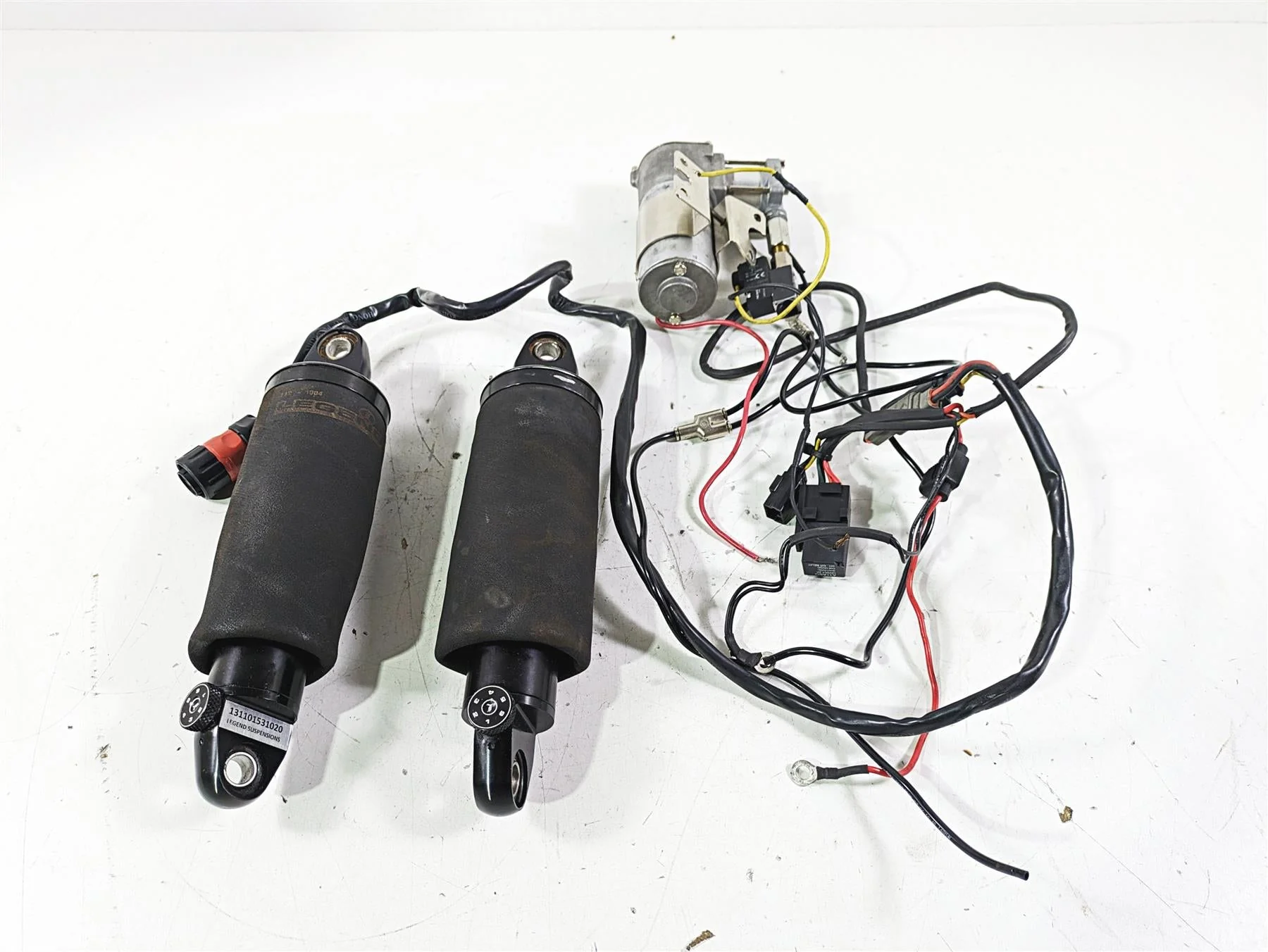 2018 Harley Touring FLHXSE CVO Street Glide Legends Suspensions Air Ride Shocks FOR PARTS 1311-0150