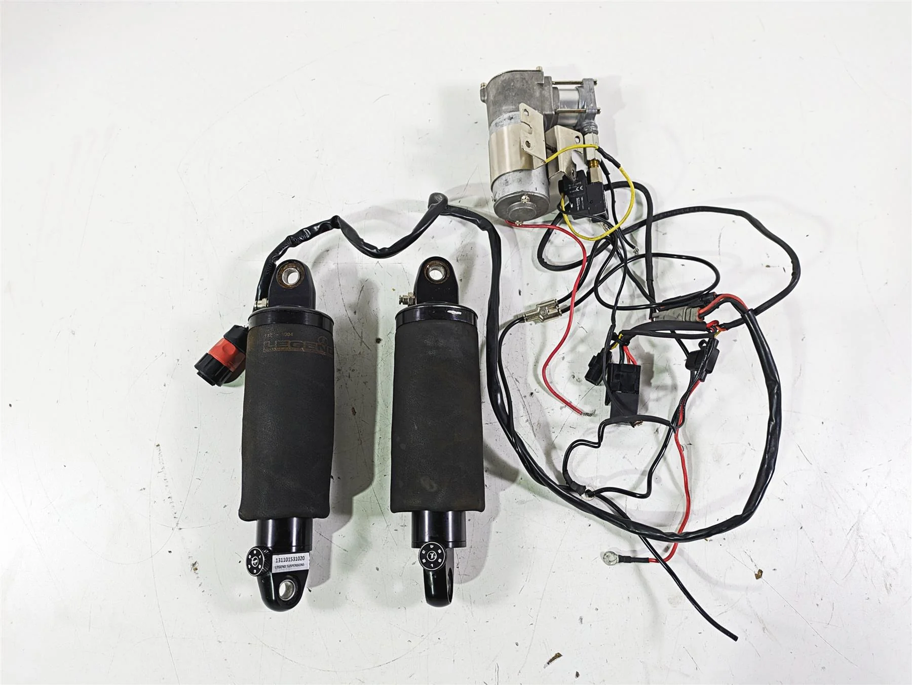 2018 Harley Touring FLHXSE CVO Street Glide Legends Suspensions Air Ride Shocks FOR PARTS 1311-0150 - Image 6