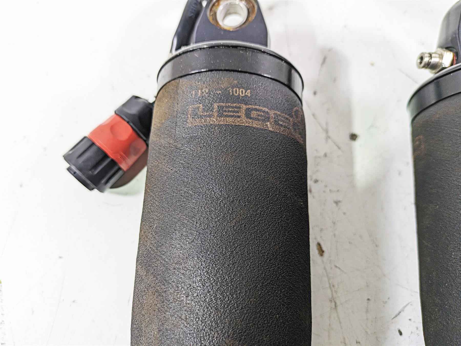 2018 Harley Touring FLHXSE CVO Street Glide Legends Suspensions Air Ride Shocks FOR PARTS 1311-0150 - Image 7