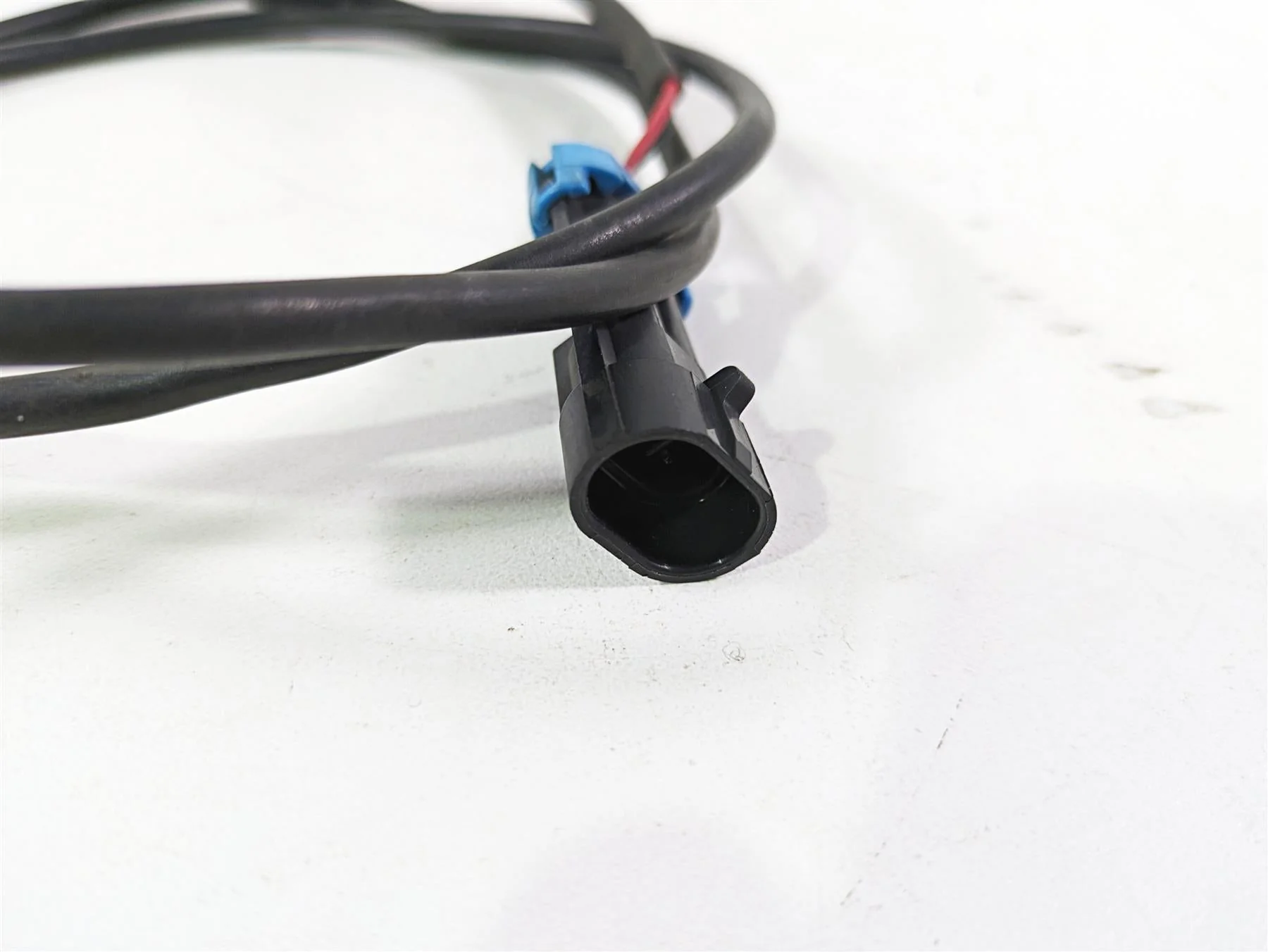 2018 Indian Chieftain Dark Horse Front Brake Abs Wheel Speed Sensor 4013251 - Image 6