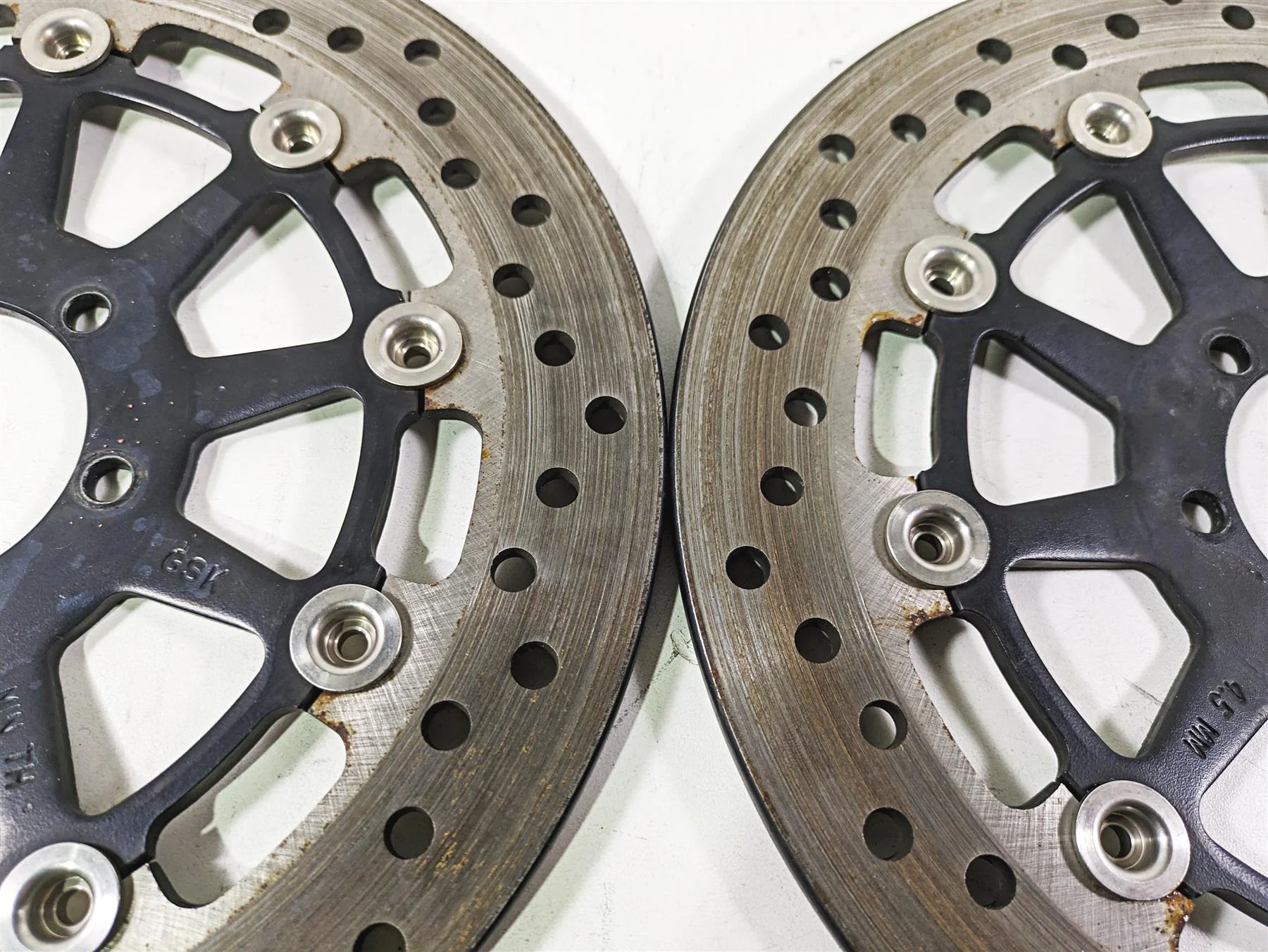 2018 Indian Chieftain Dark Horse Front Brake Disc Rotor Set 1911624 - Image 5