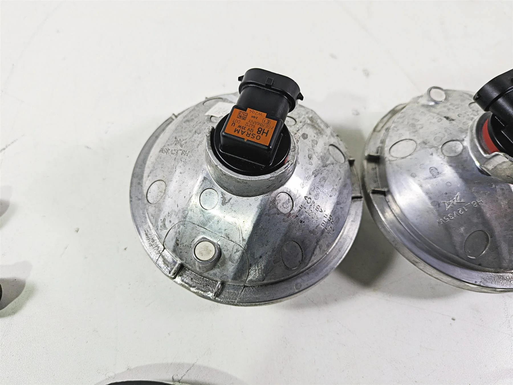 2018 Indian Chieftain Dark Horse Front L+R Spot Fog Light Lamp Set 2412296 - Image 12
