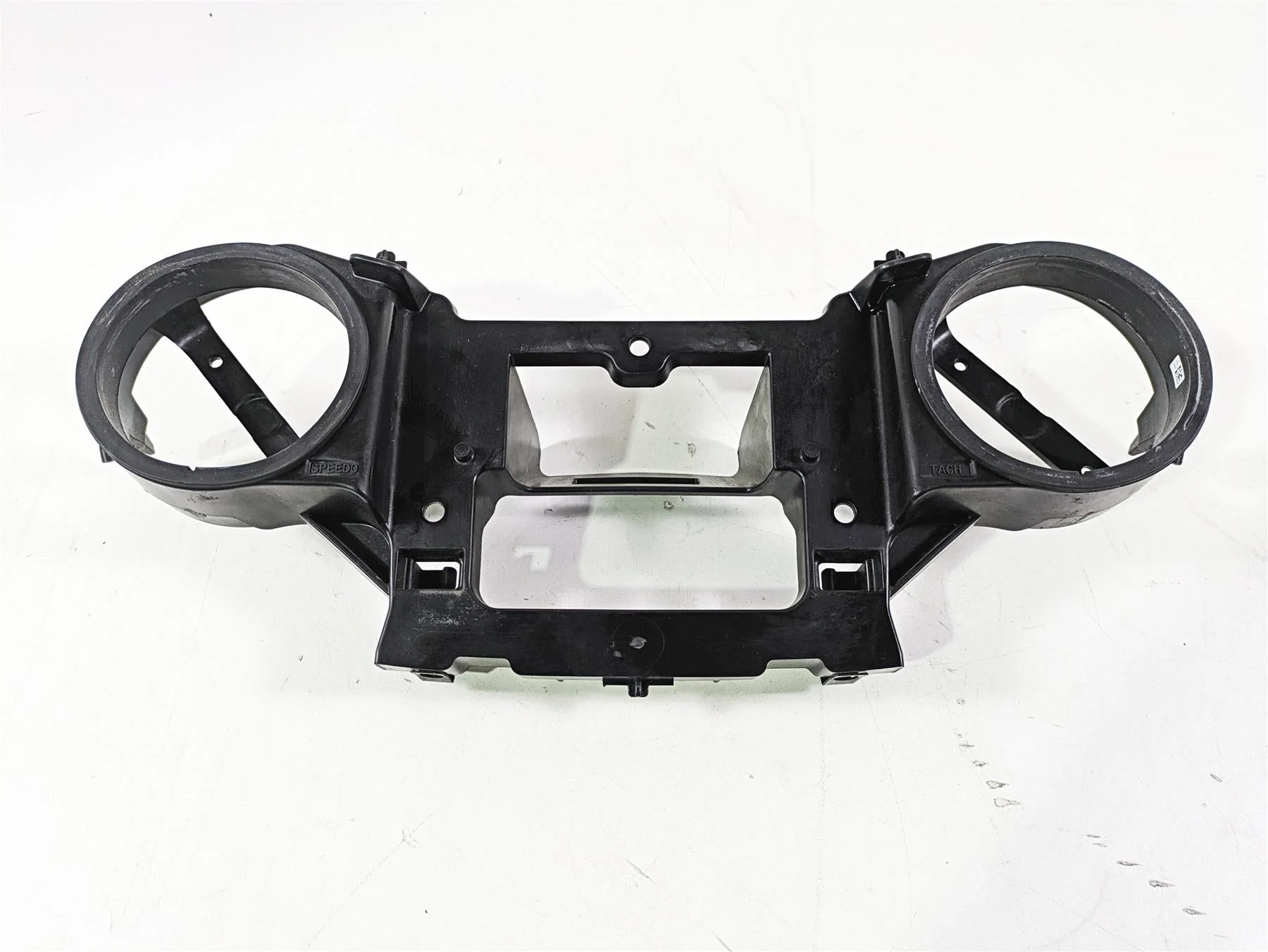 2018 Indian Chieftain Dark Horse Gauge Speedo Tach Holder Housing 5452783