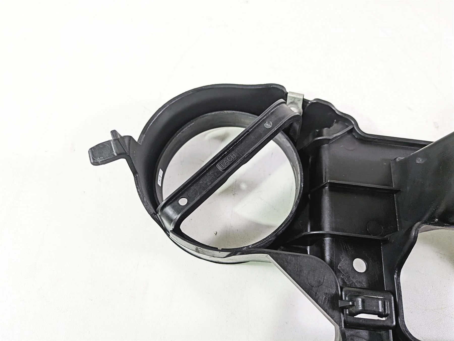 2018 Indian Chieftain Dark Horse Gauge Speedo Tach Holder Housing 5452783 - Image 11
