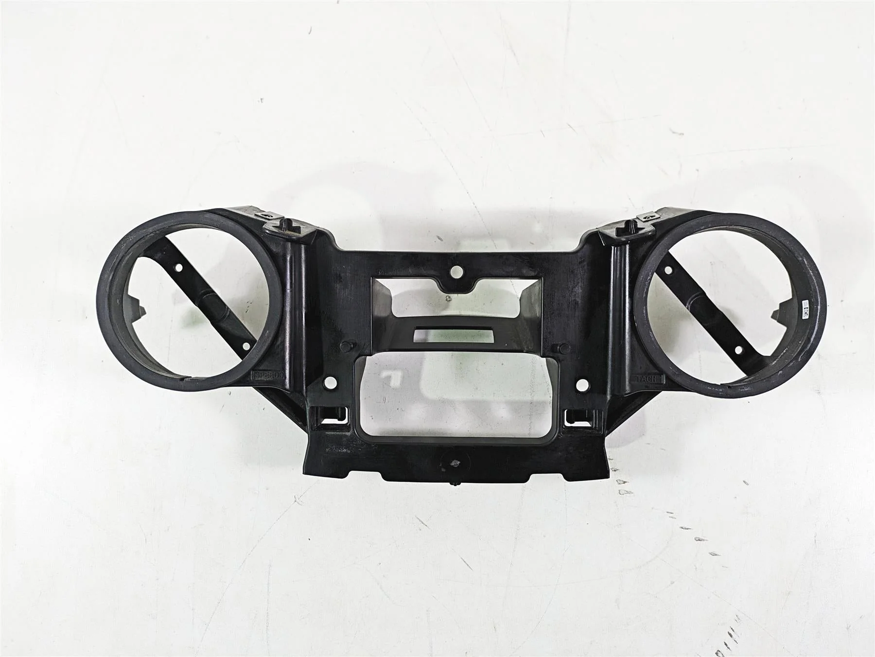 2018 Indian Chieftain Dark Horse Gauge Speedo Tach Holder Housing 5452783 - Image 5