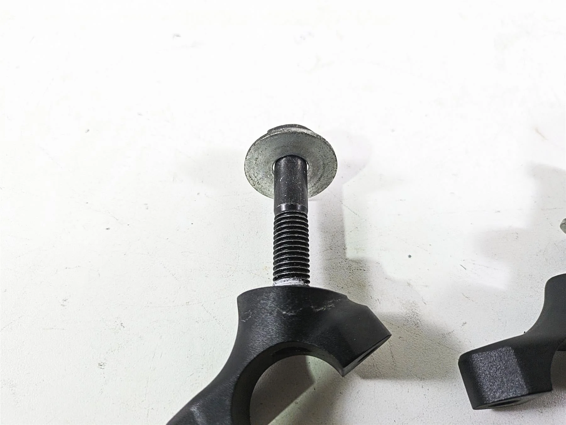 2018 Indian Chieftain Dark Horse Handlebar Riser Holder 5139656 - Image 10