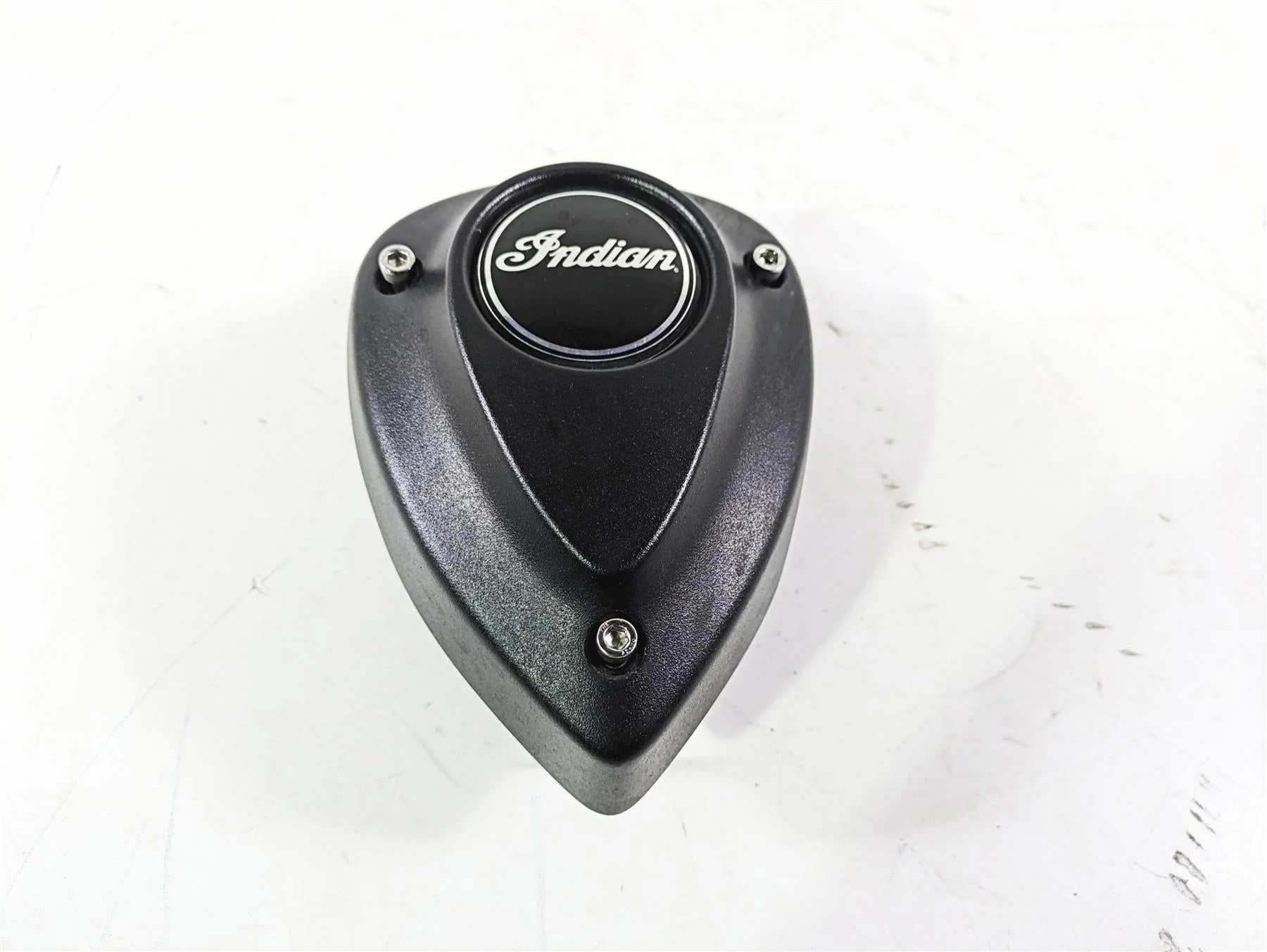 2018 Indian Chieftain Dark Horse Ignition Coil Cover & Mount 5633897 - Image 12